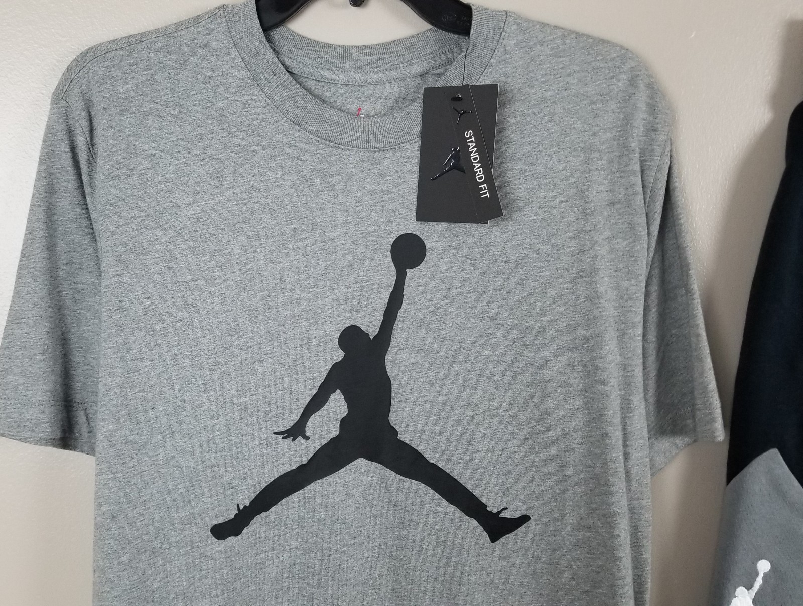 JORDAN JUMPMAN BASKETBALL OUTFIT SHIRT + SHORTS GREY BLACK RARE (SIZE MEDIUM)
