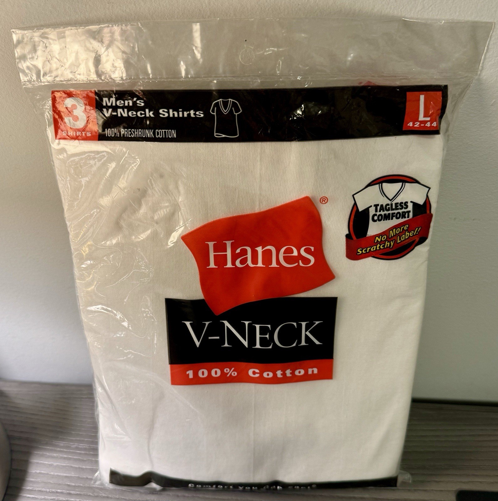 NEW Vintage Hanes Men’s Pack of 3 T-Shirts Crew Neck White Large 2002 Tagless
