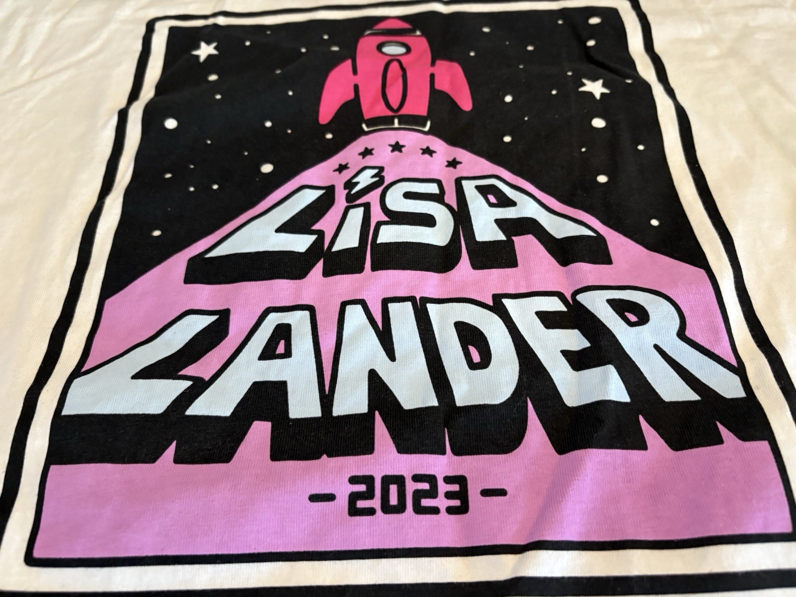 Lisa Lander 2023 Live Is Smiles Always T-Shirt Size Large