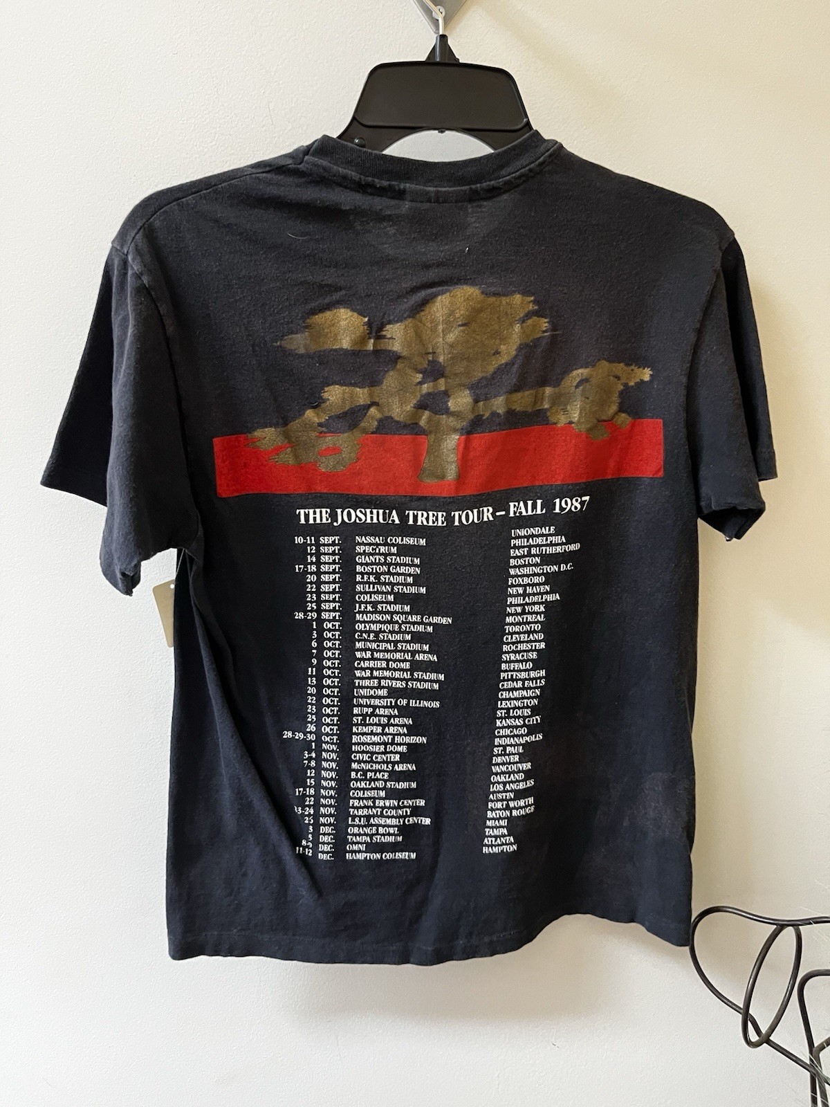 1987 U2 Band Tee – The Joshua Tree Tour / Men’s M