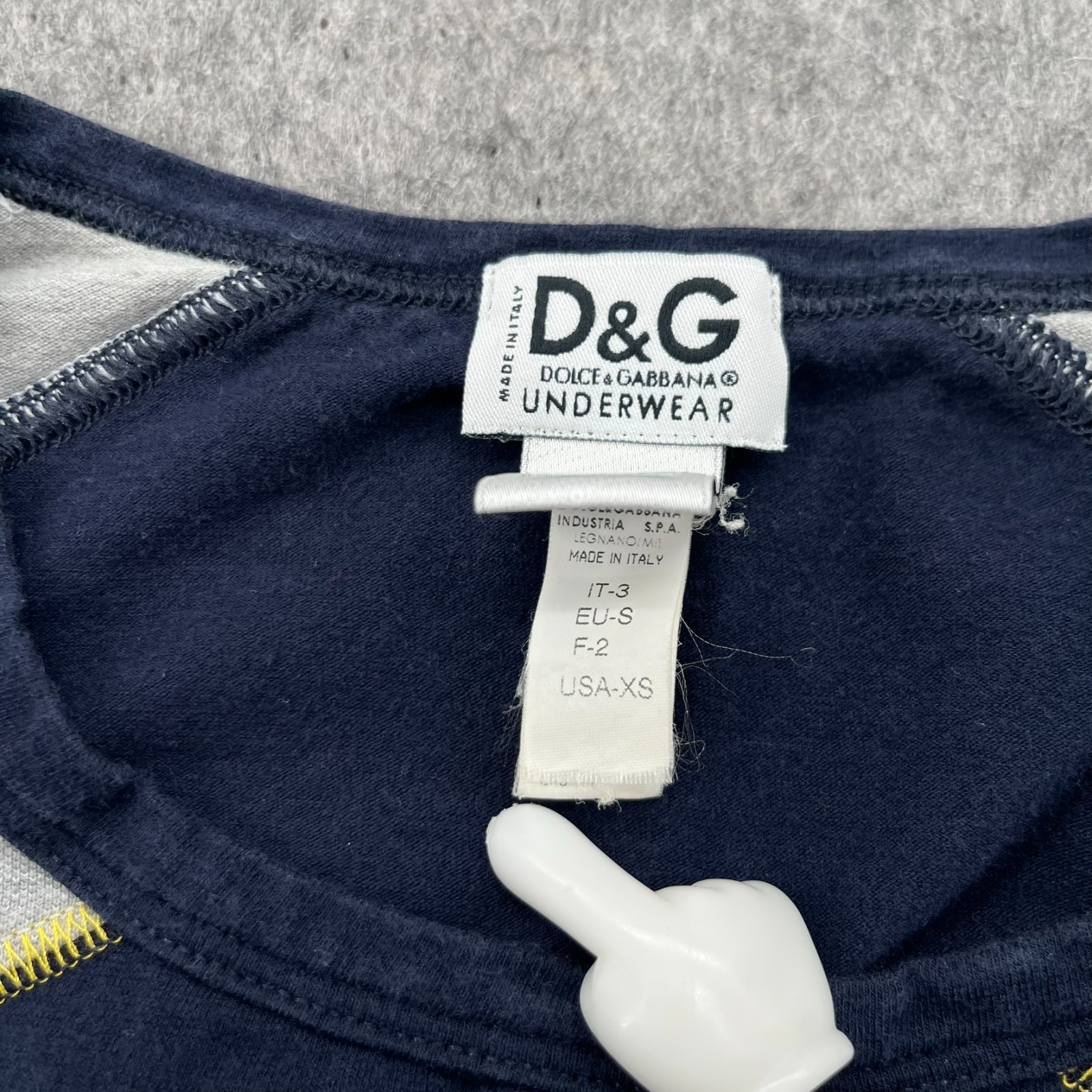Vintage Y2K D&G Dolce & Gabbana Mens T Shirt Gray Blue Graphic Logo Size XS