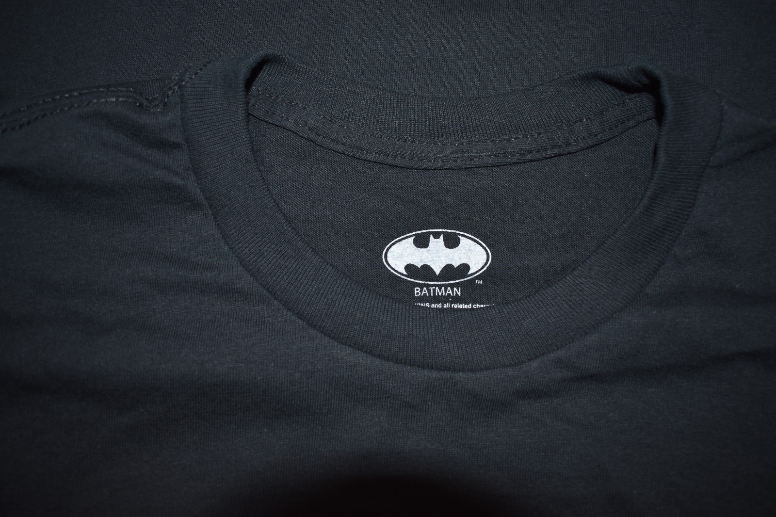 DC Comics Batman Returns Mens Movie Poster Graphic Long Sleeve Shirt NWT Medium