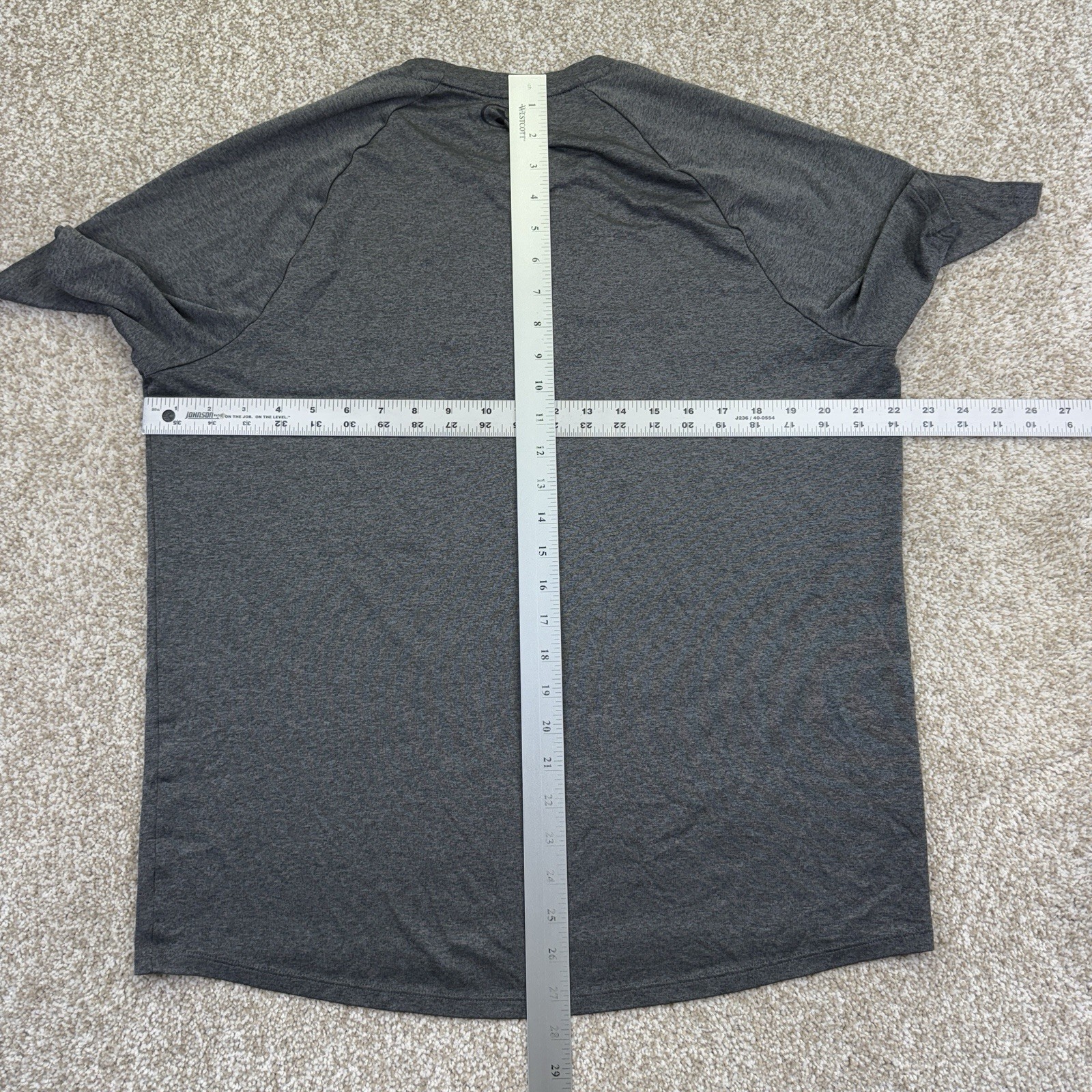 Under Armour The Tech Tee Shirt Mens Size Large Gray Short Sleeve Raglan 1326413