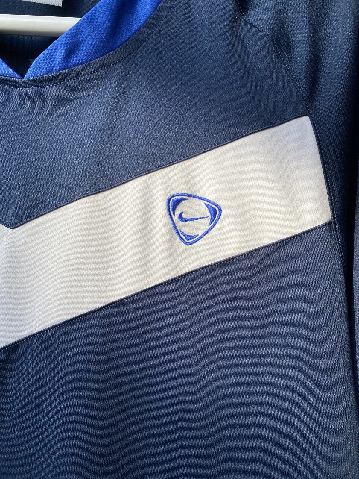 Vintage Nike Mens Shirt Triangle Swoosh Size Medium Gray Tag Blue Top 90’s 80’s