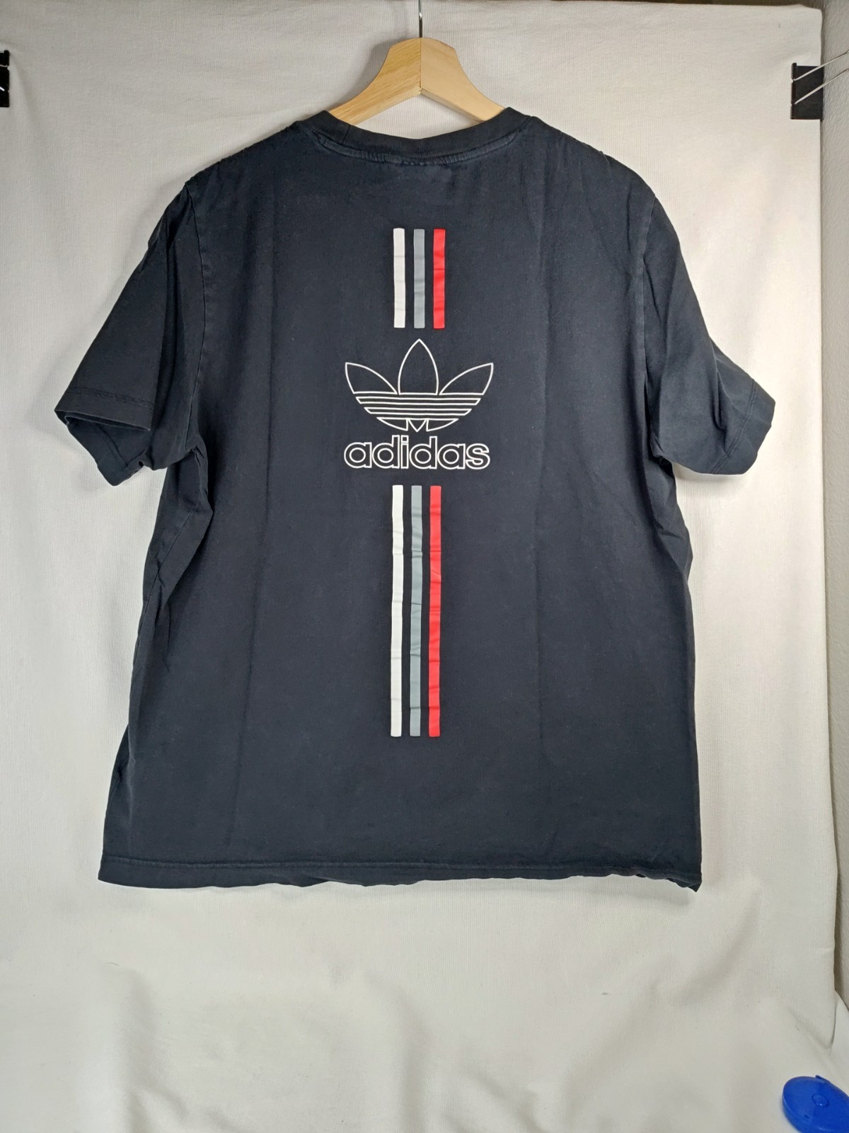 adidas Chile 20 Trefoil T-Shirt Mens Large Black Tonal Logo Heritage Soccer Tee