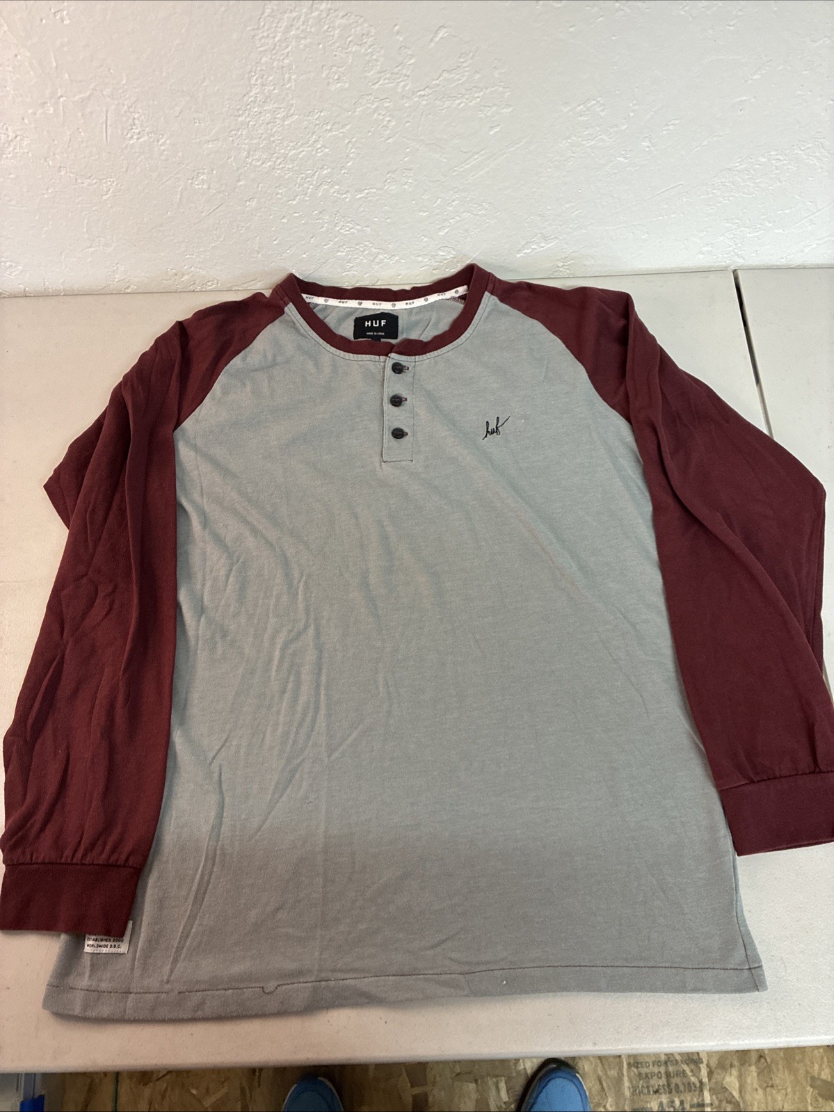 Men’s HUF 2-tone Casual Pullover Long-Sleeve Shirt Sz XL Cotton Tee Gray/crimson