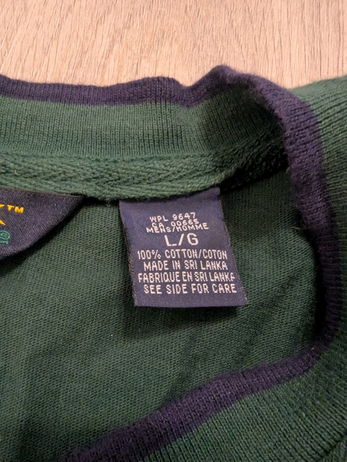 Eddie Bauer EBTEK Vintage Y2K Men’s L Green/White Colorblock V-Neck Logo T-Shirt