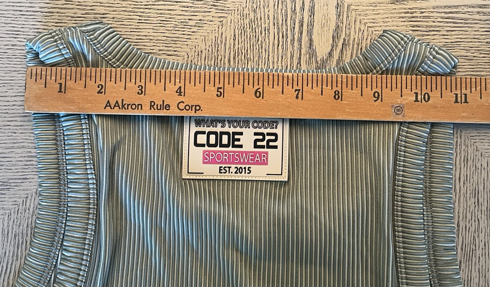 Code 22 Sexy Sage Green Ribbed Stretch Top Size L