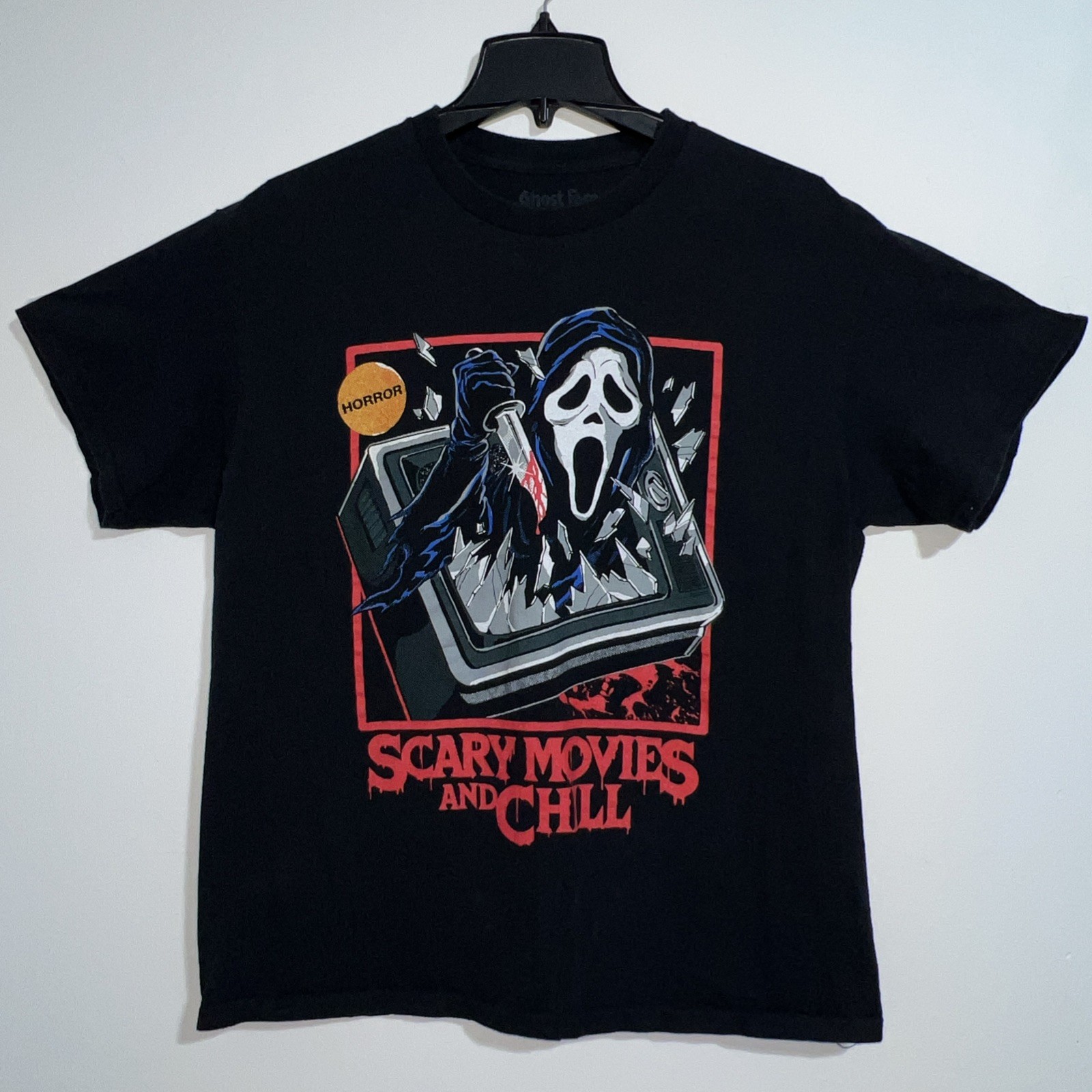 Scary Movies and Chill Horror Shirt Black Sz L Ghost Face Scream Slasher Killer