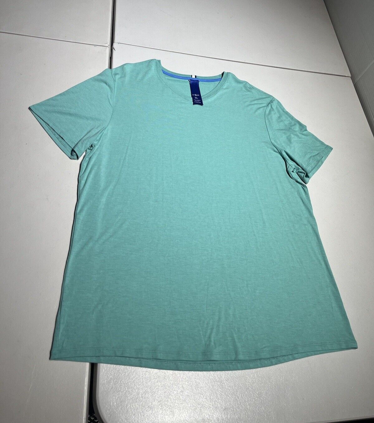Kit & Ace Shirt Men’s XL Green T Rayon Acrylic Acetate Yoga Gyn Casual Stretch