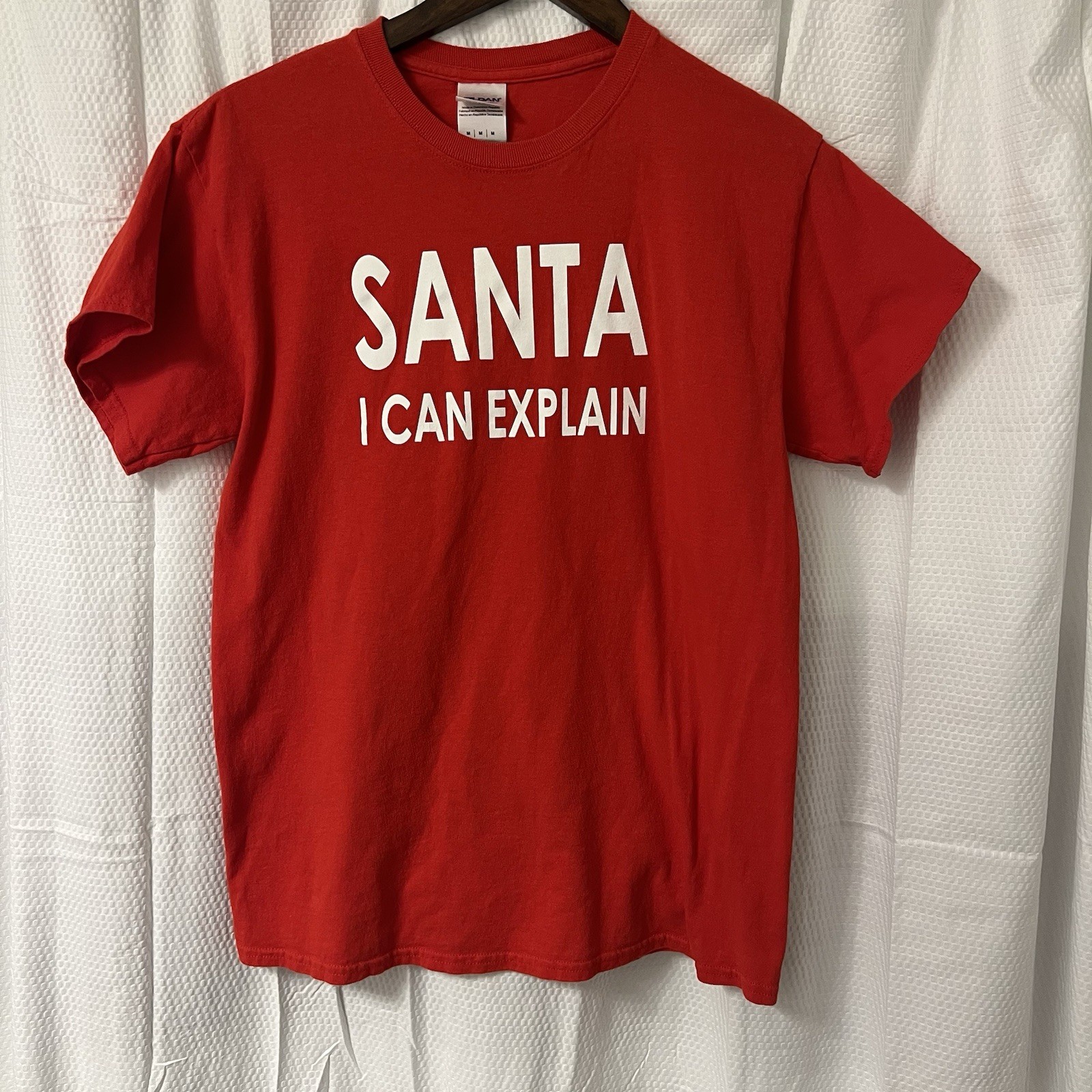 ‘Dear Santa I Can Explain” Funny Christmas T Shirt Size M Unisex Men Women EUC