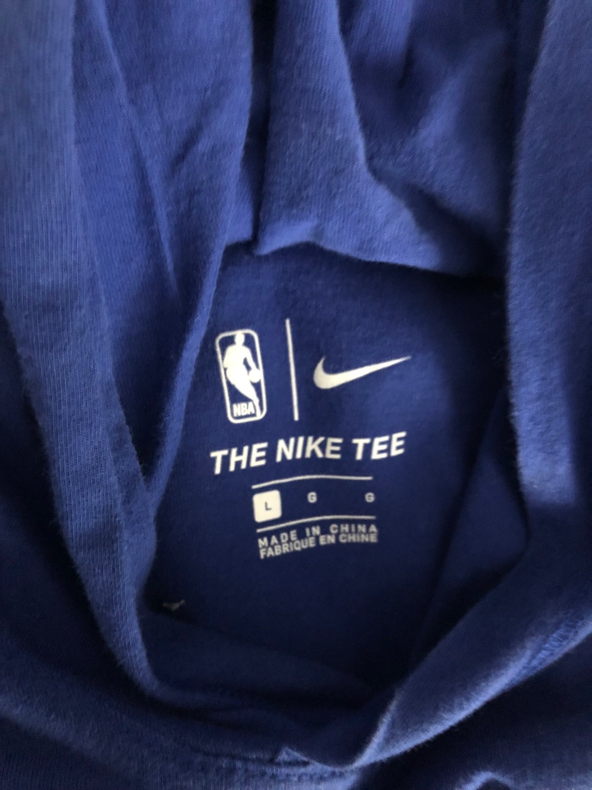 Nike Men’s Blue and Navy T-shirt