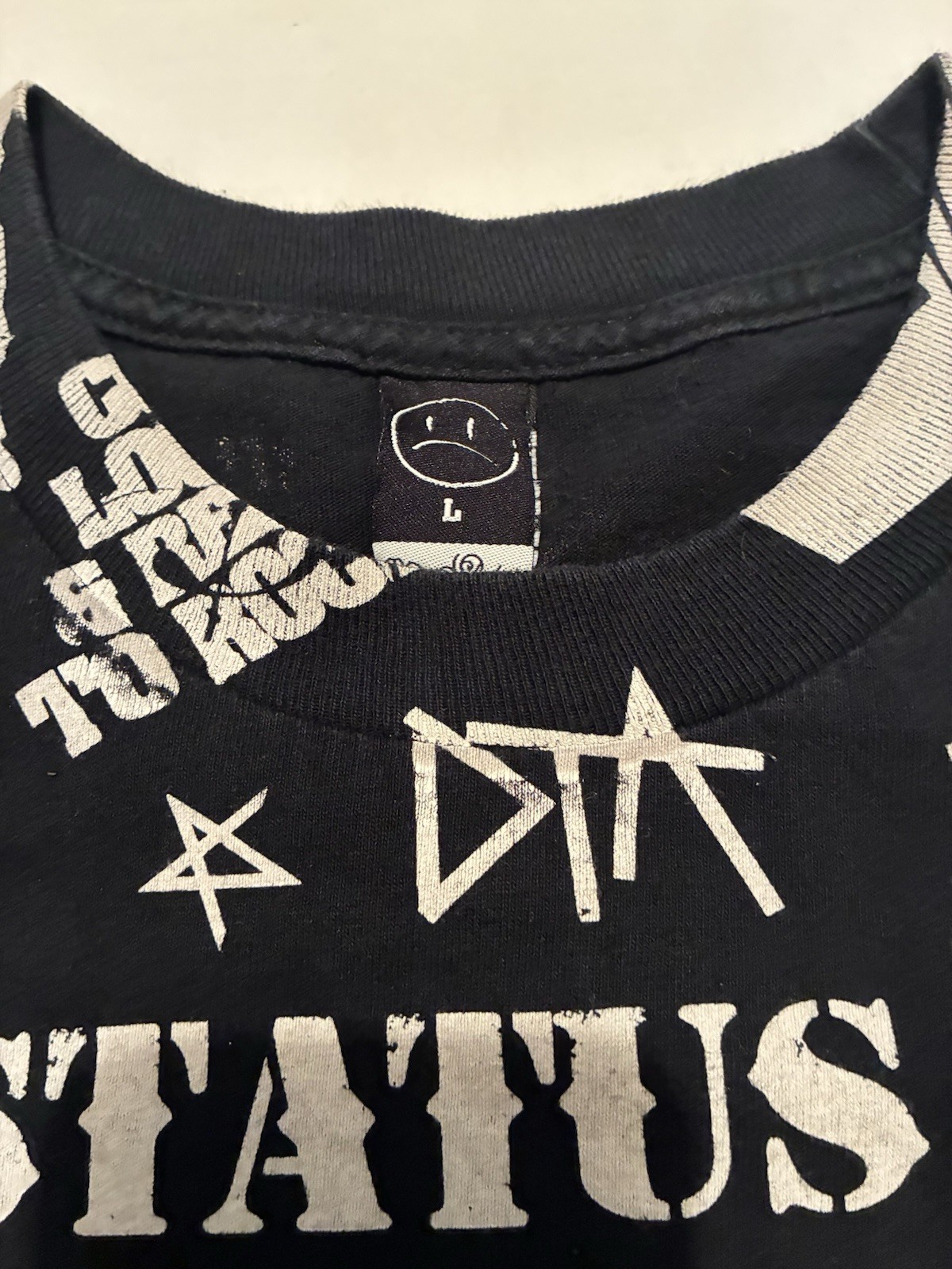 Y2K Rogue Status AOP Skater Black Tshirt Size Large Grunge Streetwear Rob Dyrdek