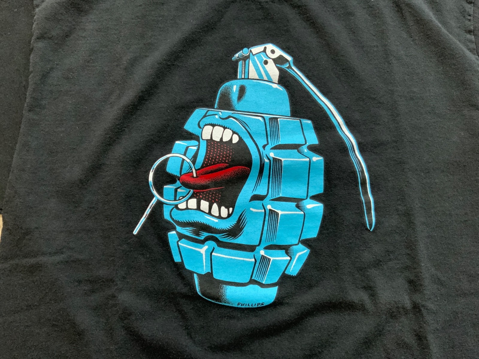 Vintage Grenade Snowboards “SCREAMING GRENADE” Phillips Art Series Tee – Medium