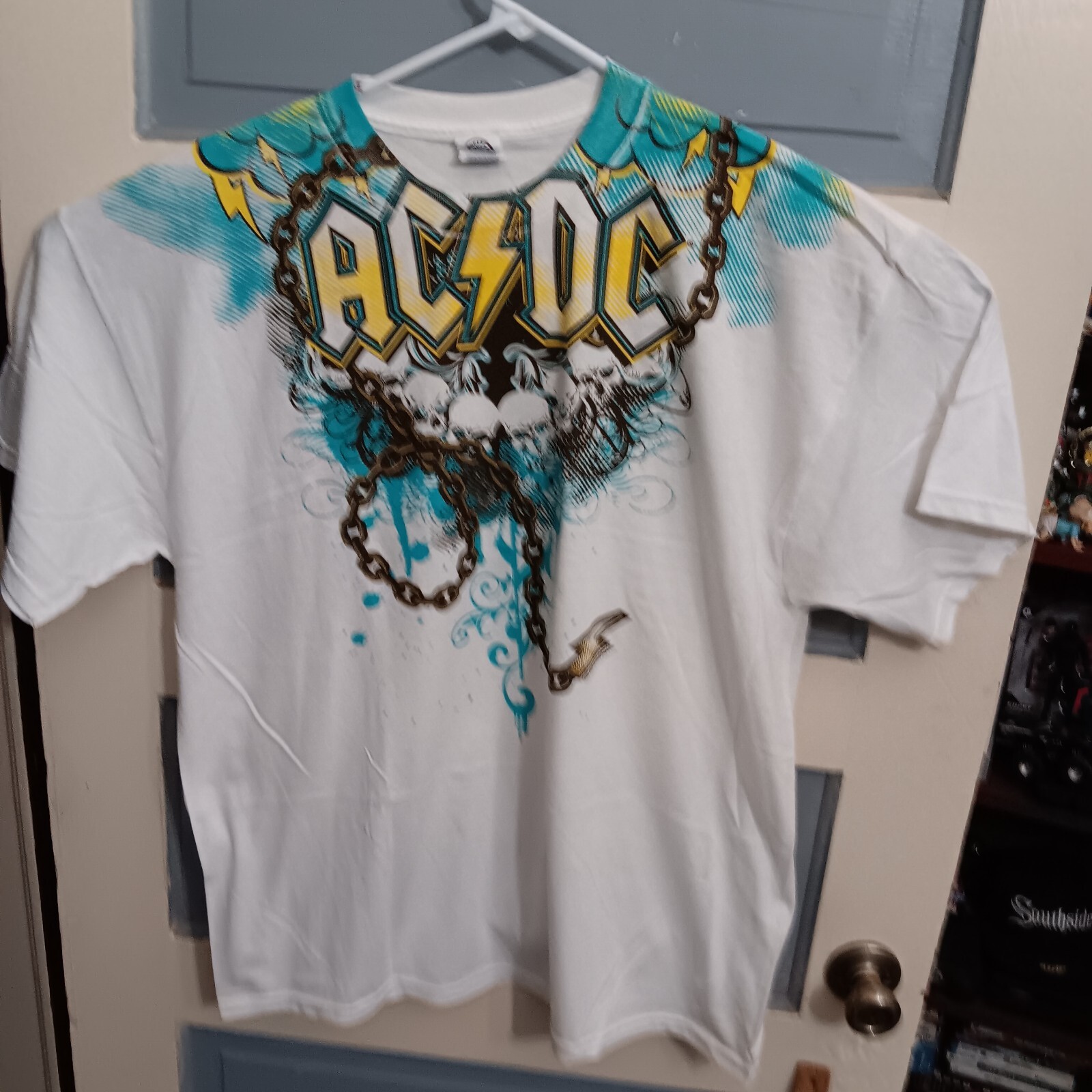 Delta XL Shirt AC/DC Angus Skull And Chains White WN288