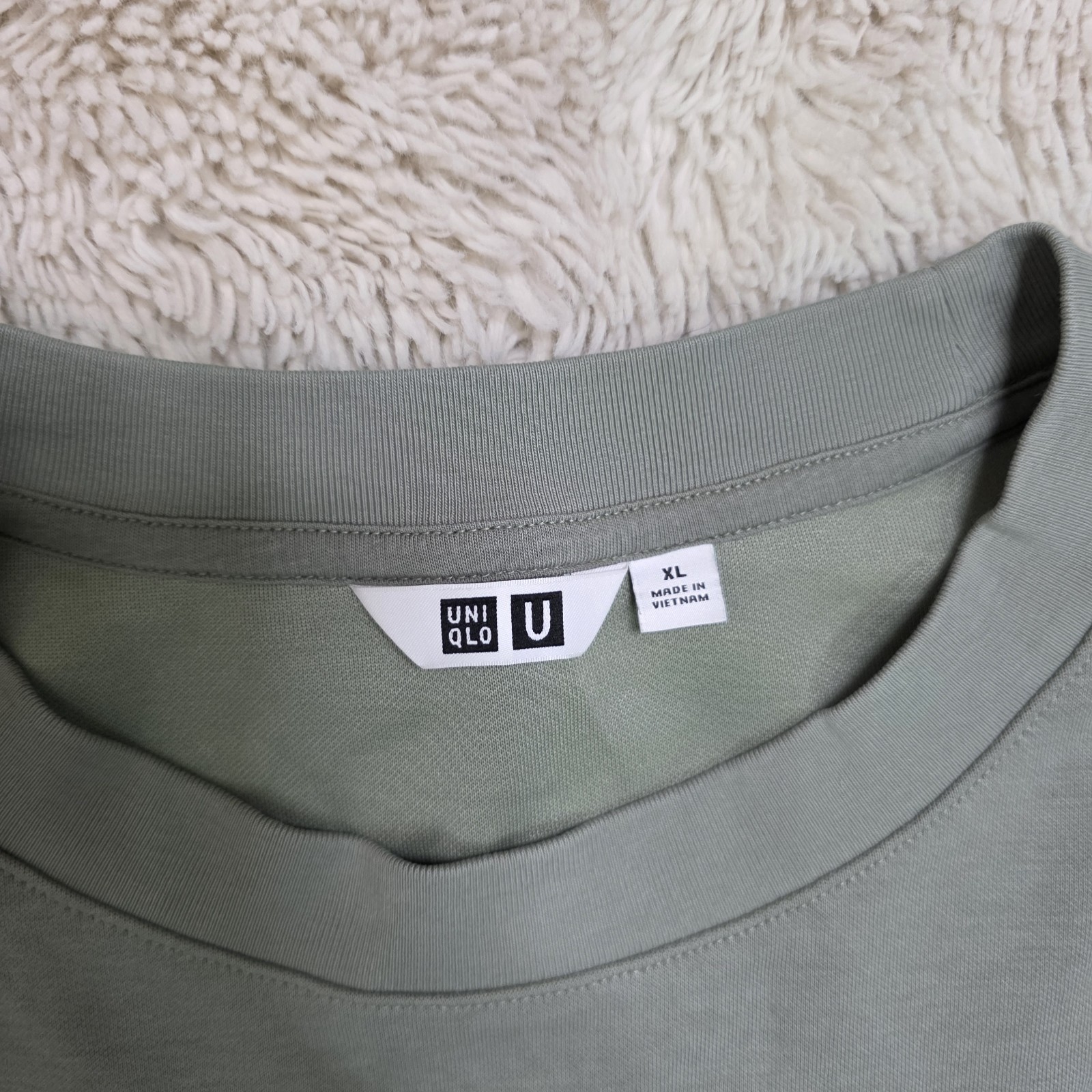 Uniqlo AIRism Cotton Oversized Crew Neck T-Shirt Light Green Sage Size XL EUC