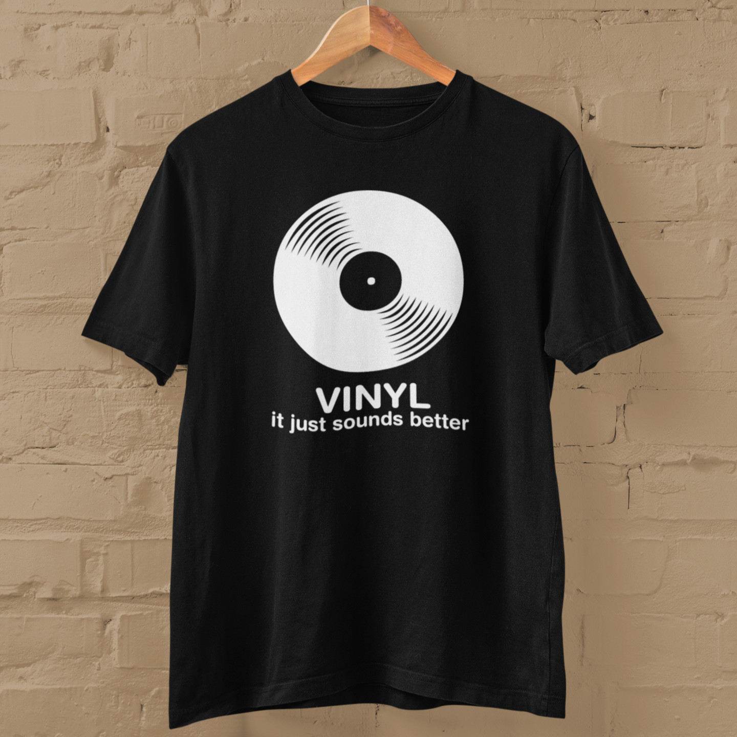 VINYL It sounds better T-SHIRT (Record Collecting LP Album Music Dad Hipster)