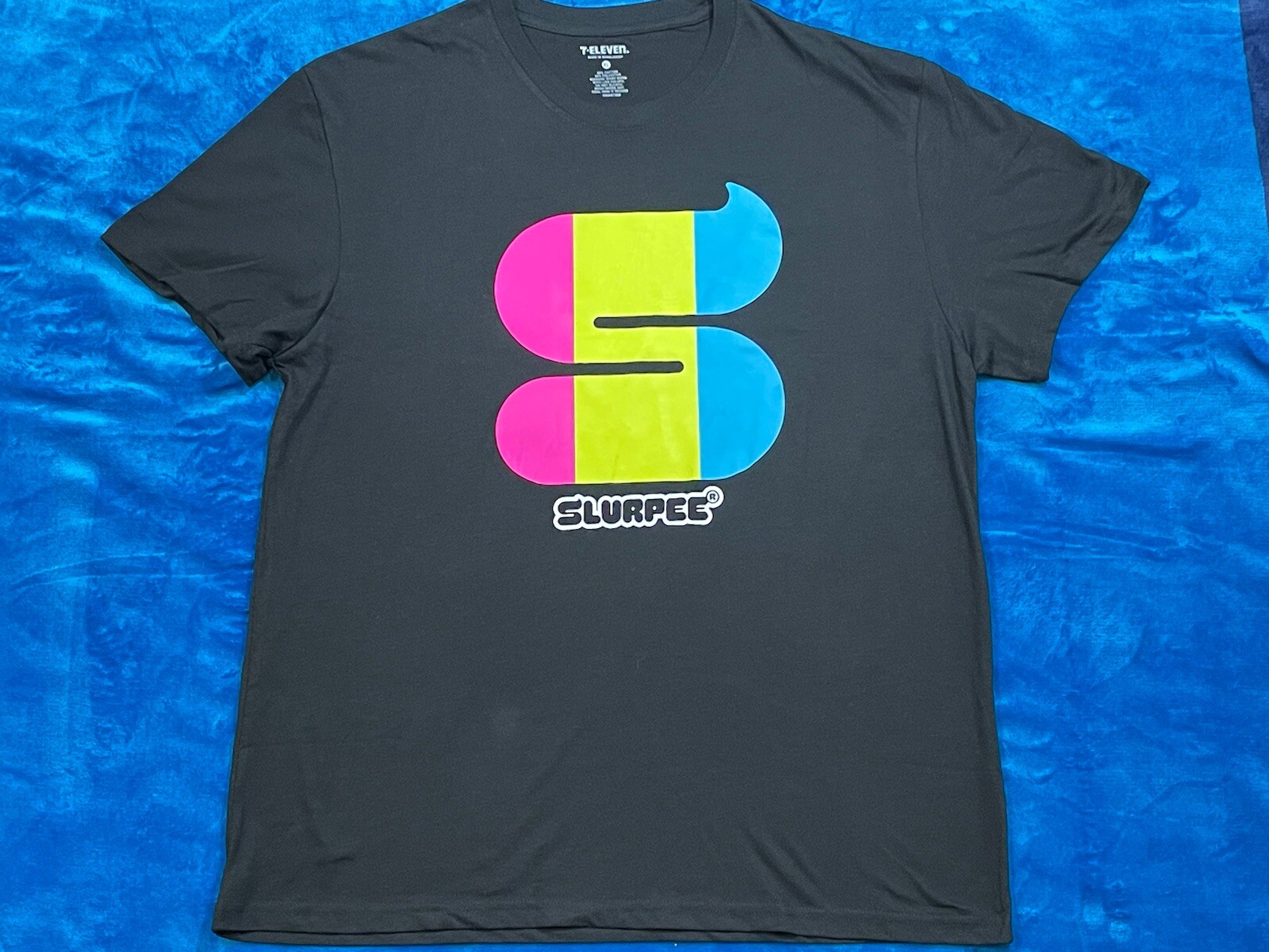 7-ELEVEN Slurpee Tee Shirt Size XL Color Black