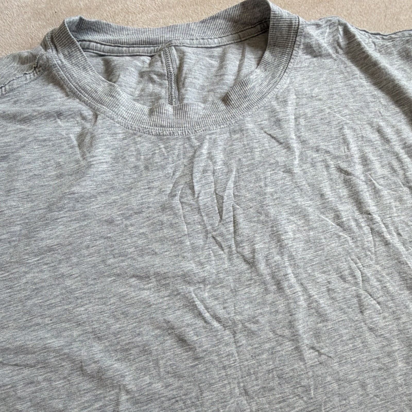 Men’s Gray Solid Jersey T-Shirt, Crew Neck Short Sleeve, Size S Regular Fit