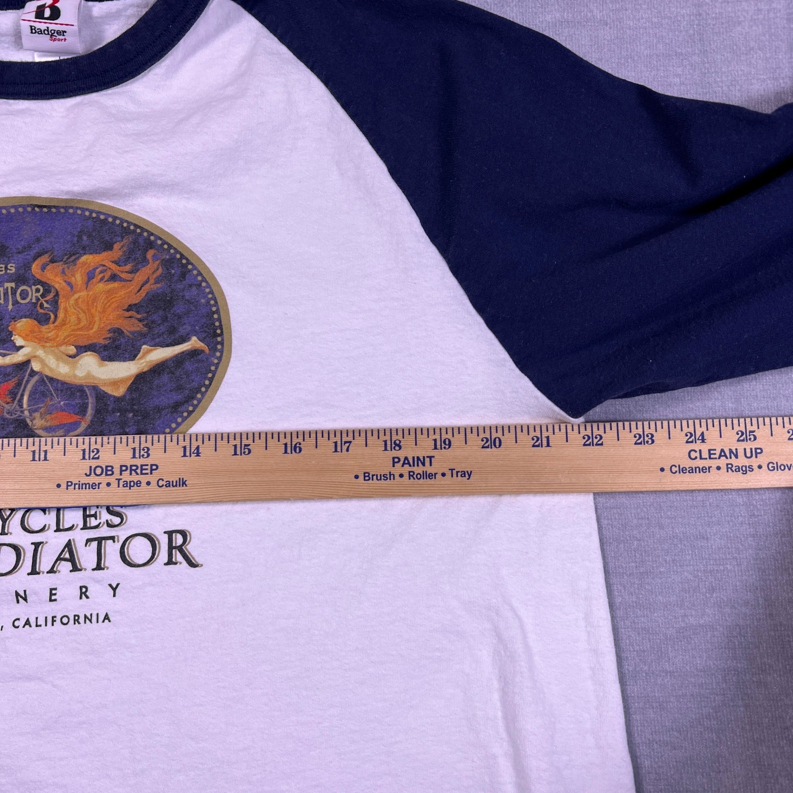 Badger Sport Cycles Gladiator Winery Baseball T-Shirt Mens Large White Blue