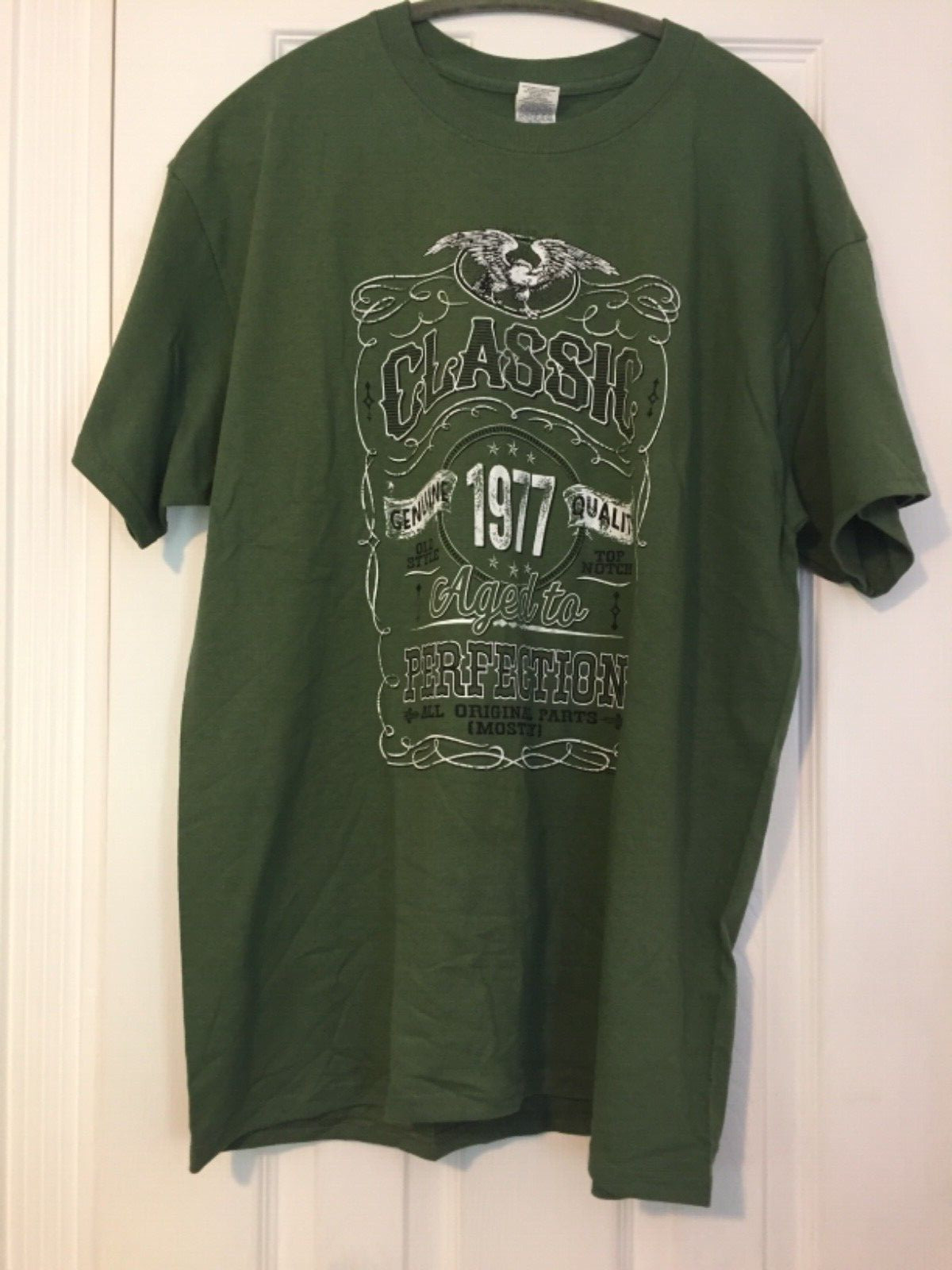 Classic Aged To Perfection Genuine 1977 Quality Distressed Print T-Shirt NEW