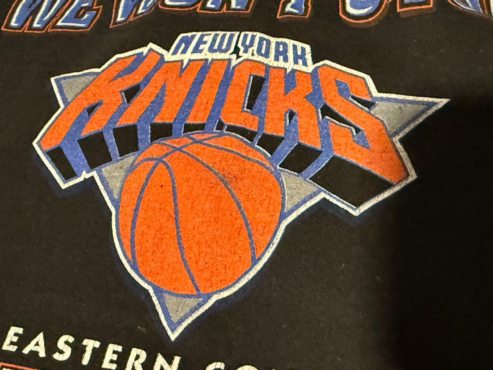 Vintage 2000 Champion New York Knicks XL Eastern Conference Championship T-Shirt