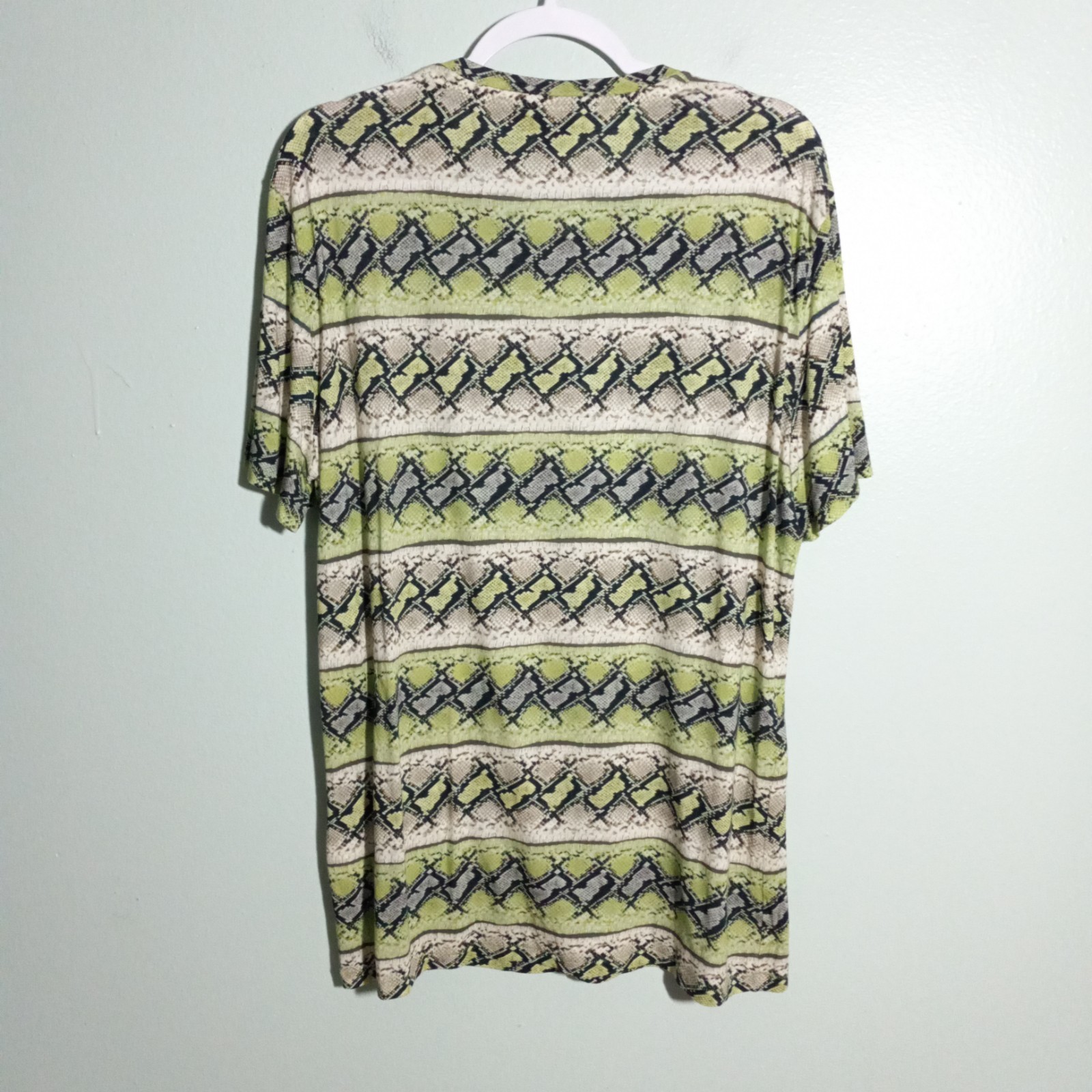Just Cavalli Men’s Tee size XL, Animal Snake Print Green Black Designer Slim
