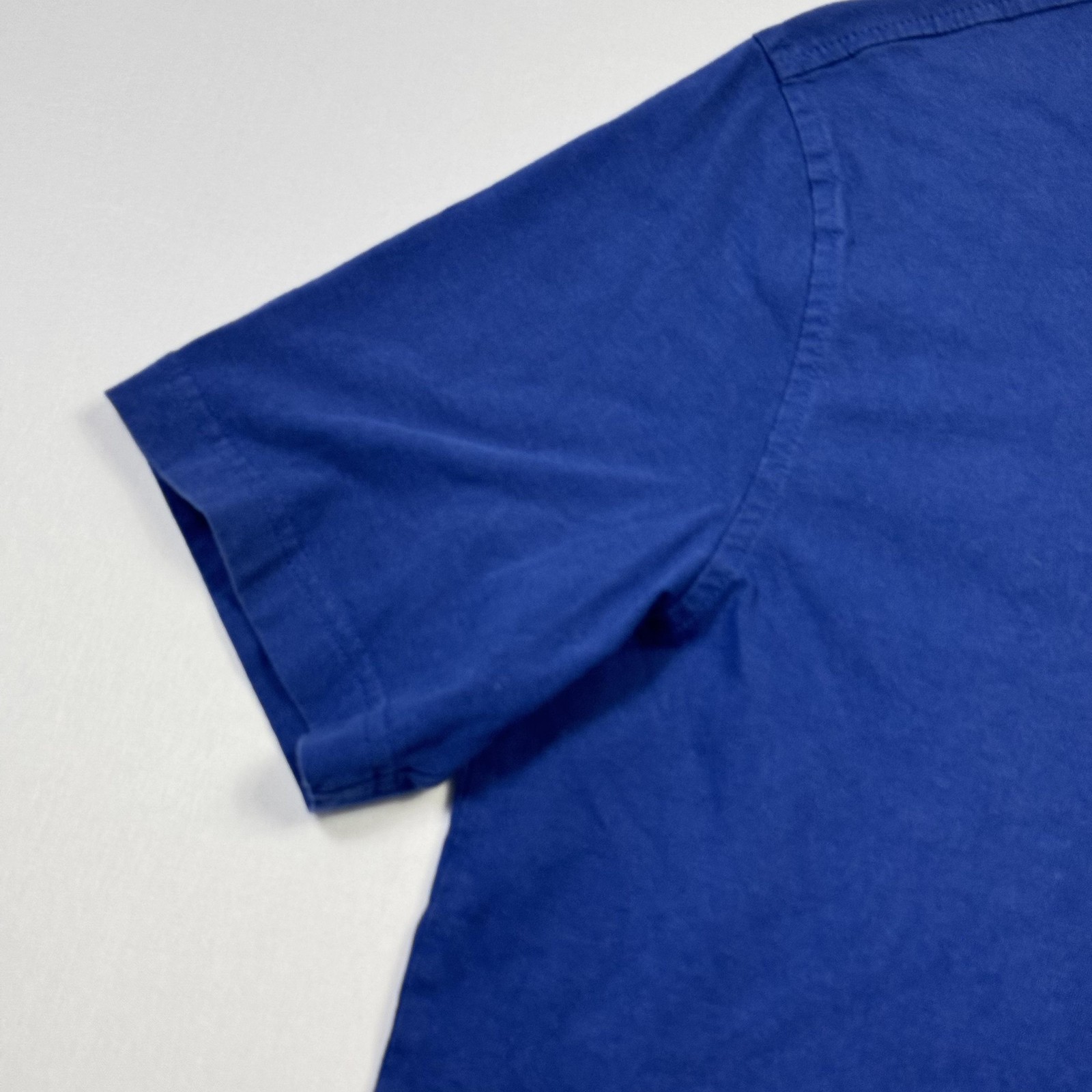 Greg Norman Shirt Mens Medium Blue Pocket Shark Logo Cotton Tee Golf Crewneck