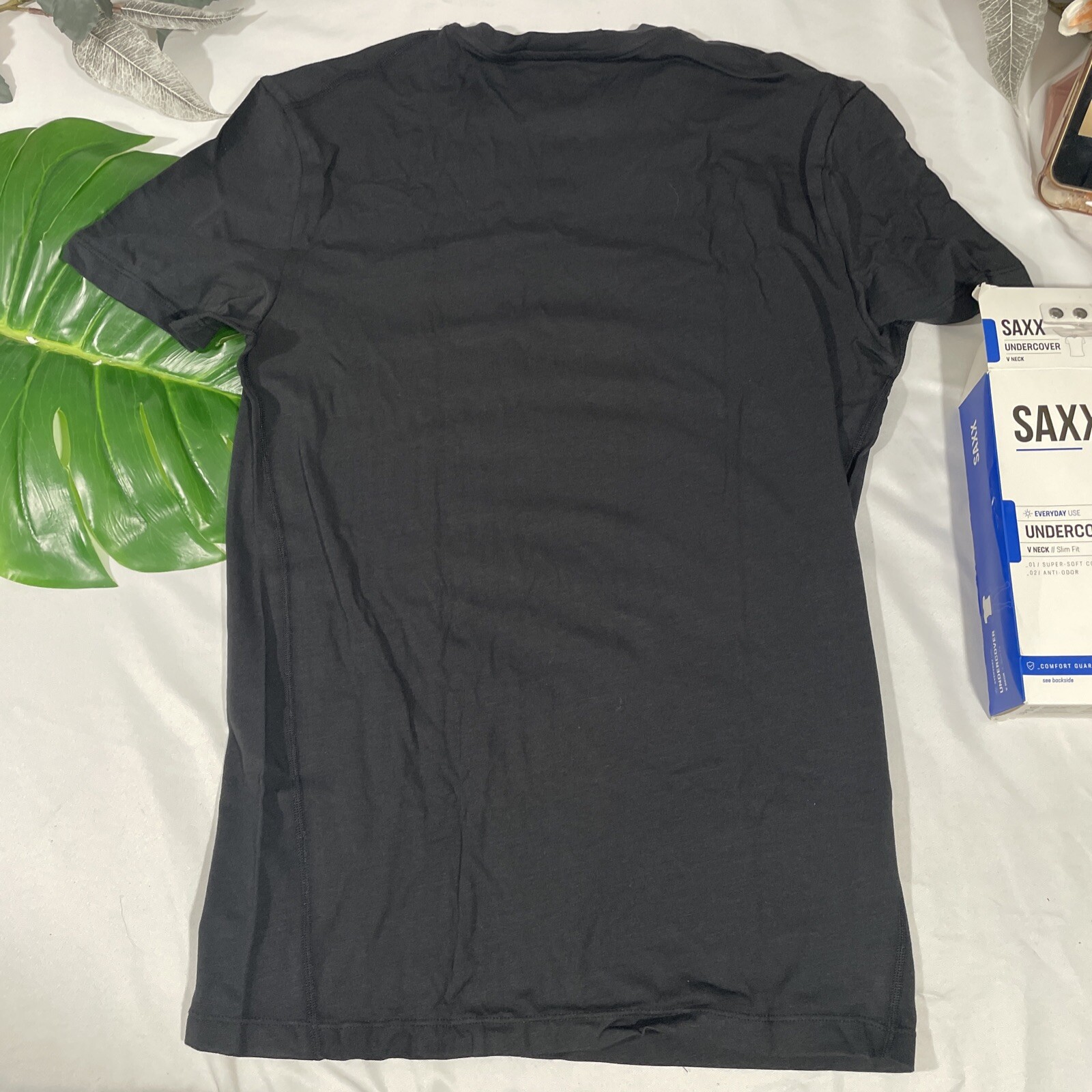 NIB $35 SAXX [ Small ] Undercover V-neck Undershirt Top in Black