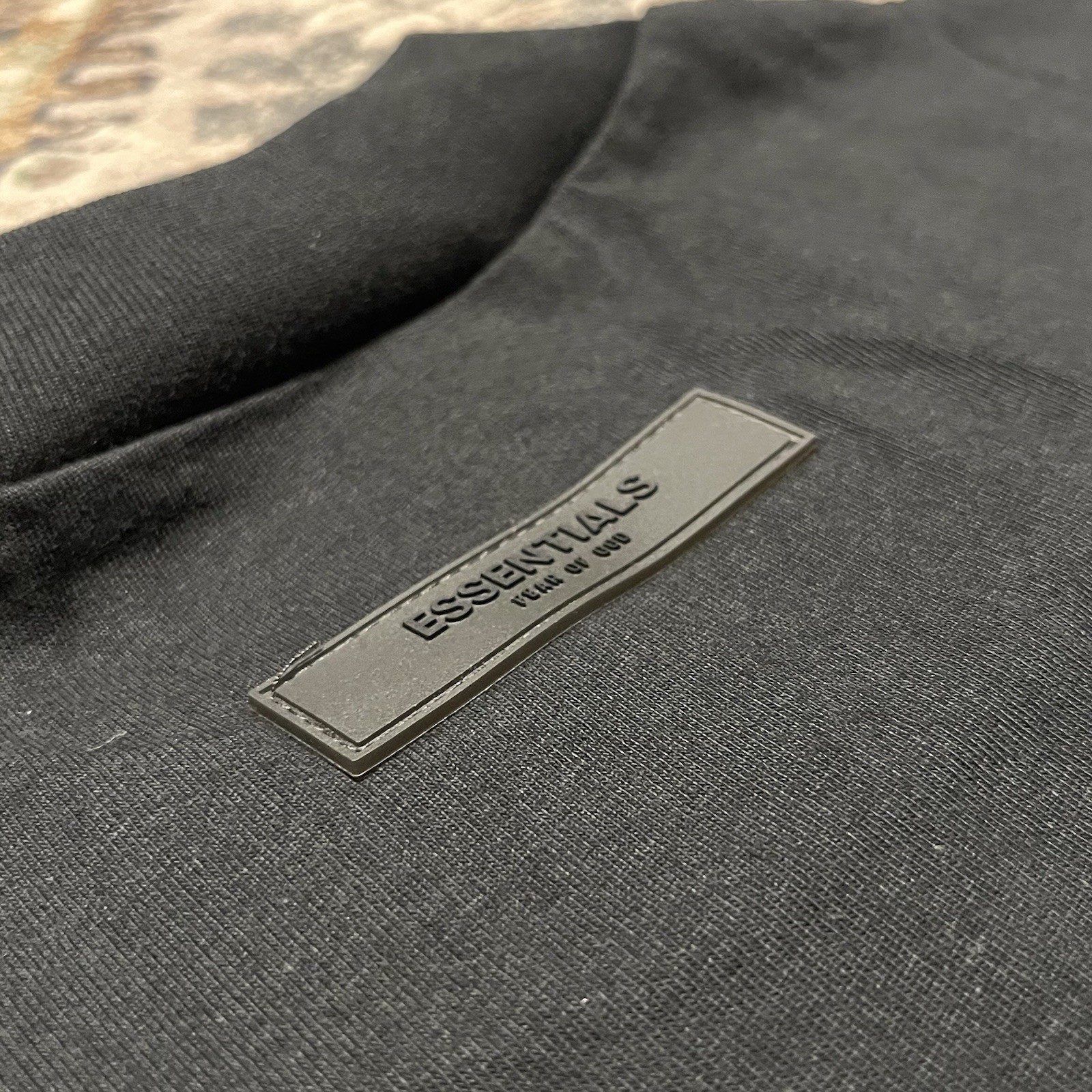 Essentials Fear of God Men’s Black Logo Crew Neck Short Sleeve T-Shirt Size M