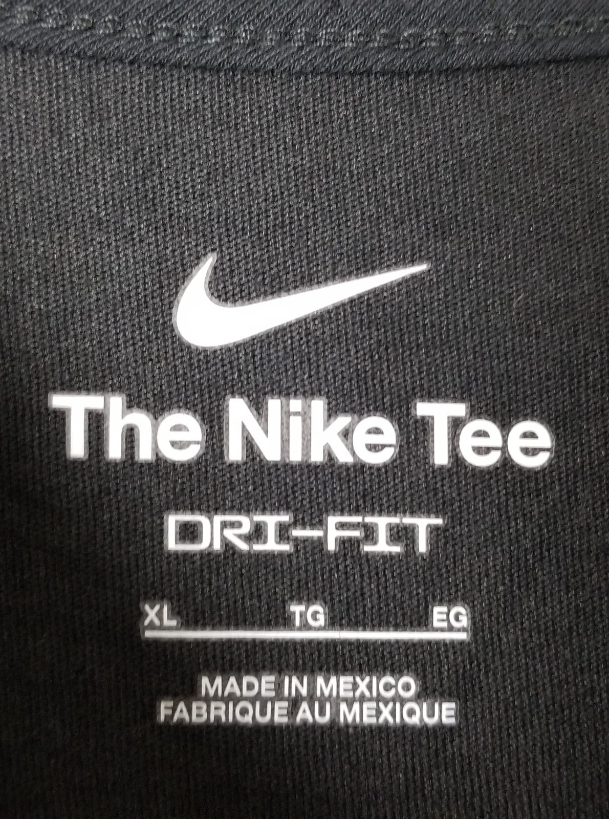 NIKE SWOOSH OUTFIT SHIRT + SHORTS SET GYM WORKOUT BLACK GREY NEW (SIZE XL)