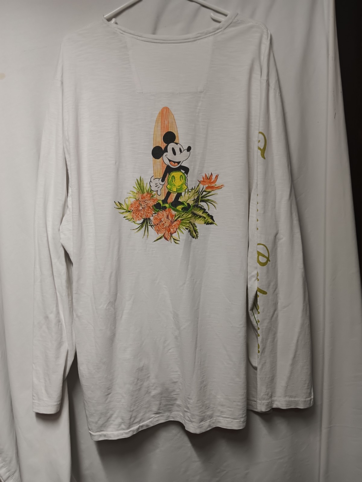 Tommy Bahama Disney Happiest Surf on Earth Lux Long-Sleeve T-Shirt Men’s XXXL
