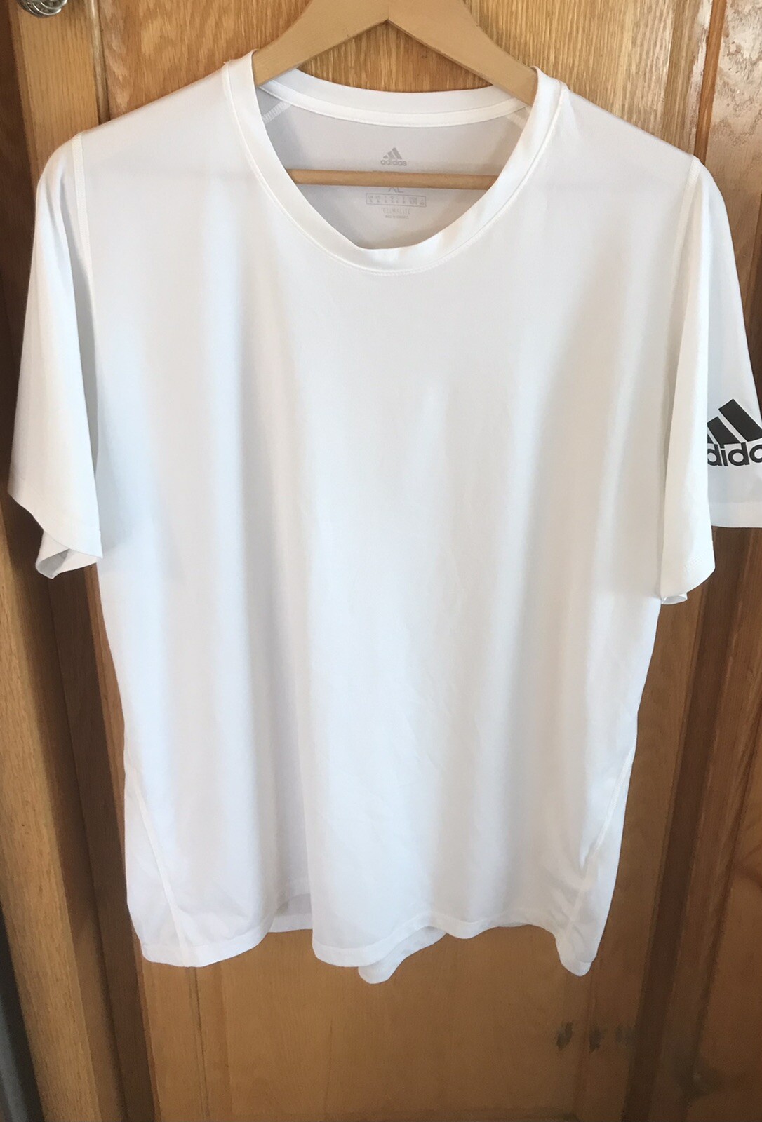 Adidas white Climate t shirt sz XL