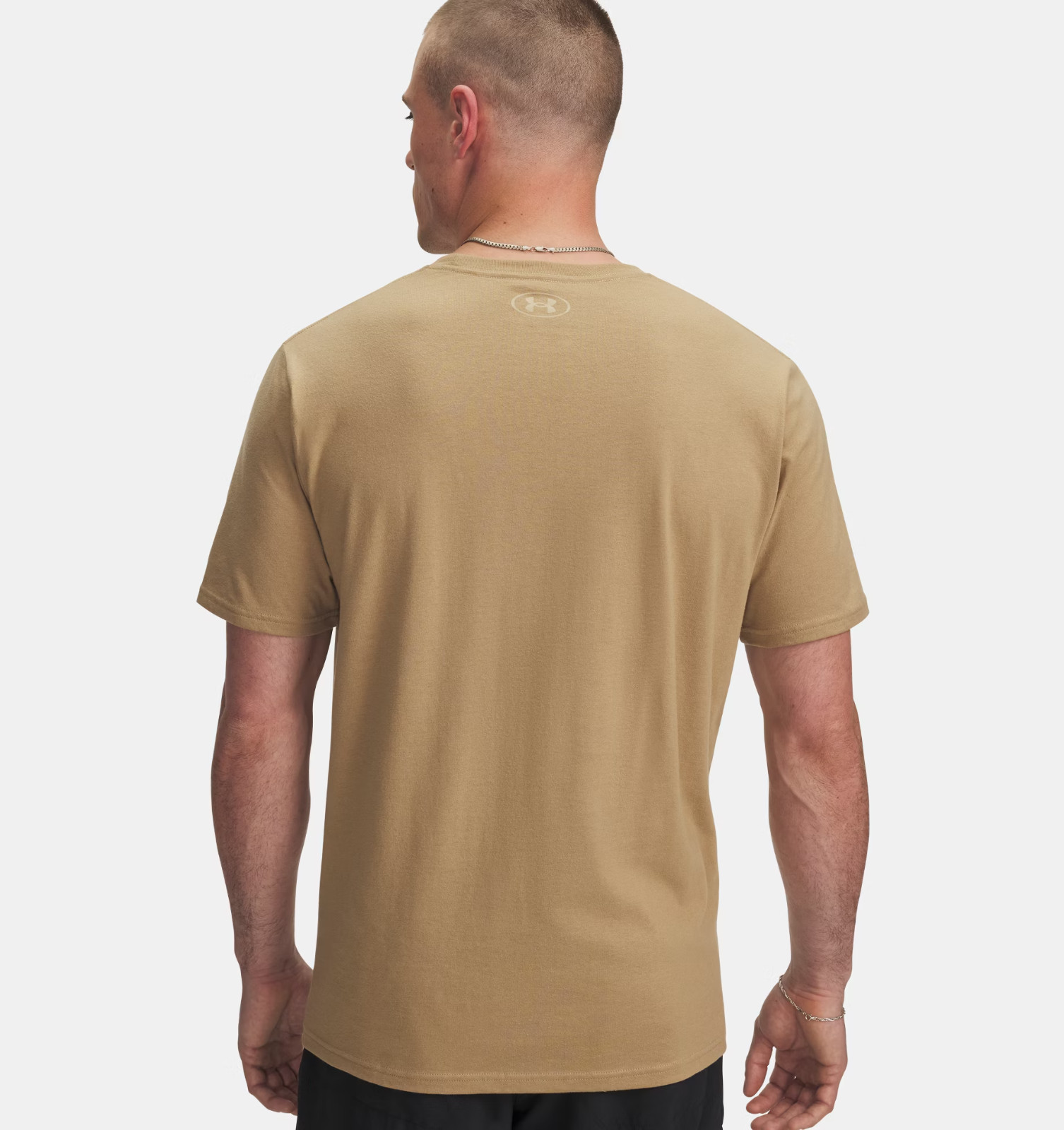 Under Armour Men’s UA Antler Logo T-Shirt 1366017 – Camel/Khaki Base L XL or 2XL