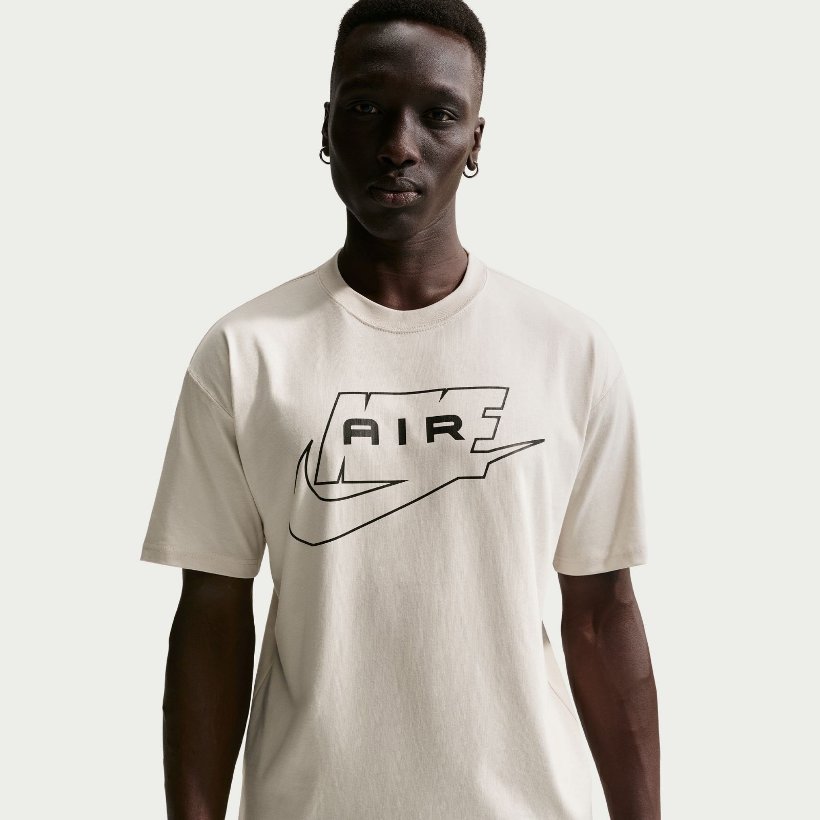Nike Men’s NSW T-Shirt IH1359-072 Crew Neck Size XL Bone NEW WITH TAGS!