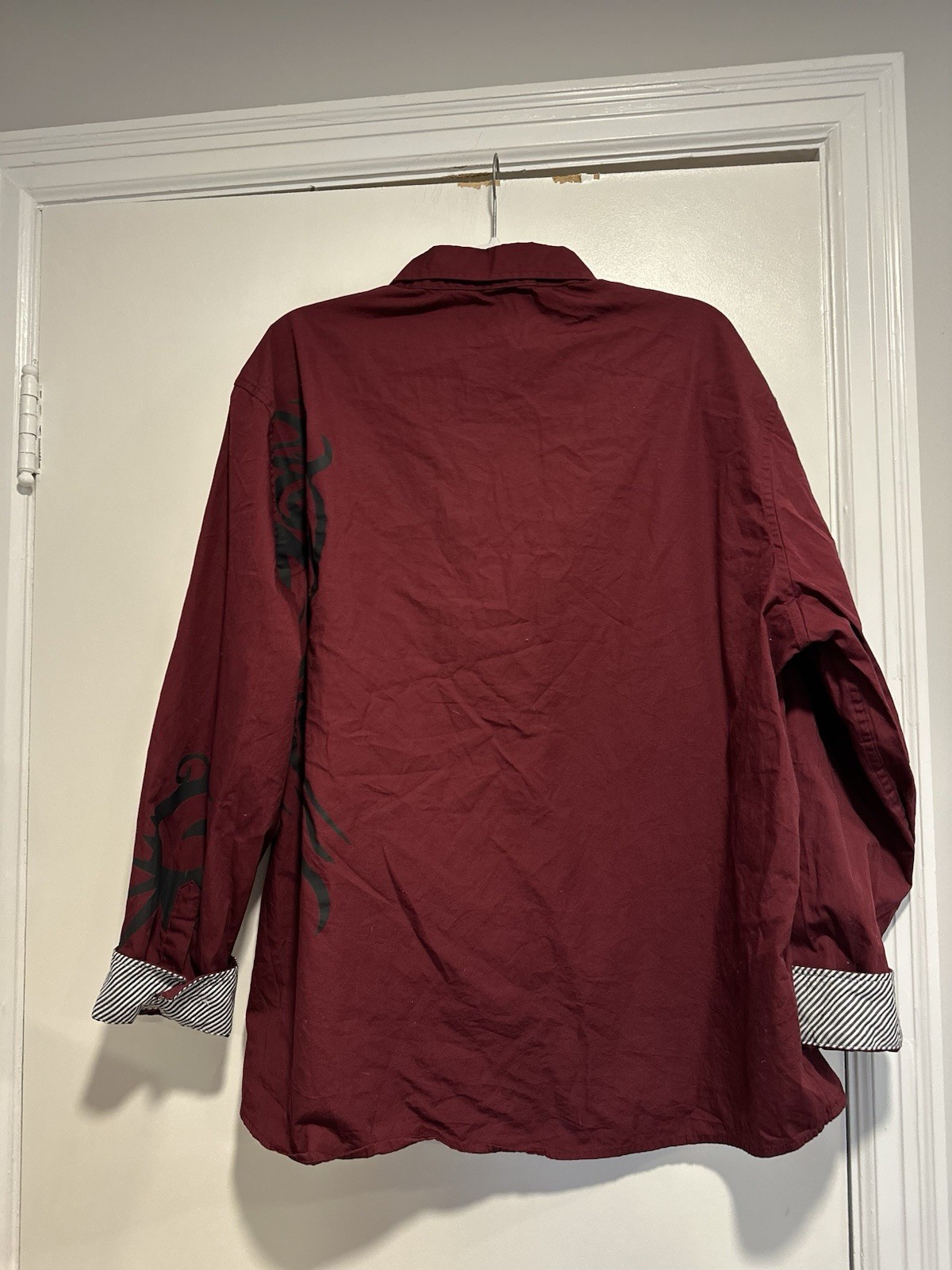 Coofandy mens Sz: 3xl Causal Button Up Dress shirt Maroon black tribal graphic