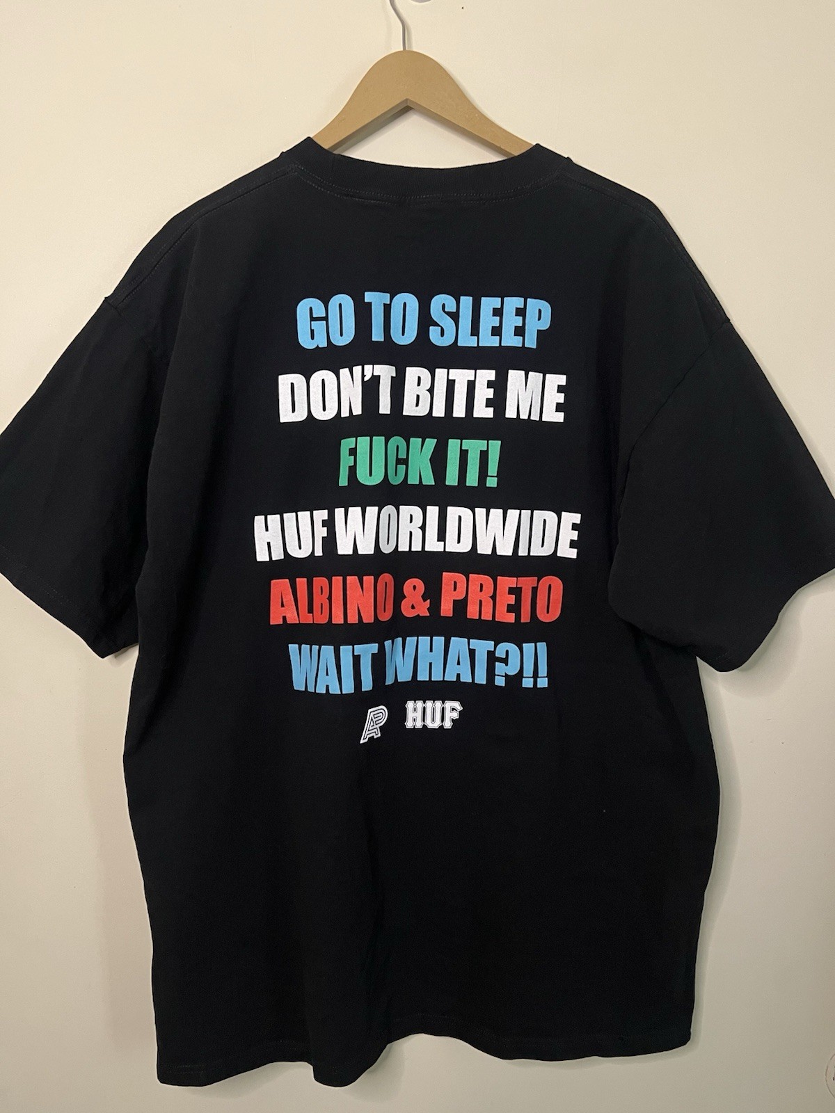 HUF Worldwide AP Albino & Preto Black T Shirt Size XL