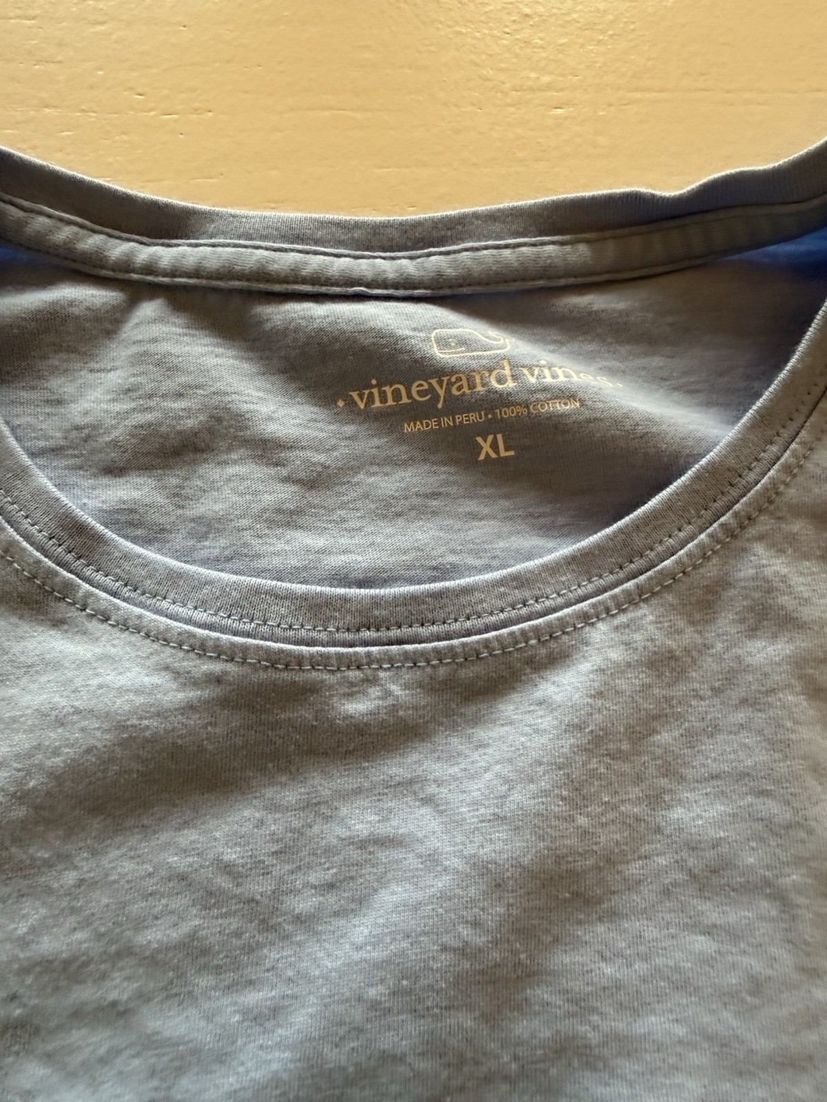 Vineyard Vines Men’s Whale Logo Pocket Tee Long Sleeve Crew Neck Blue XL