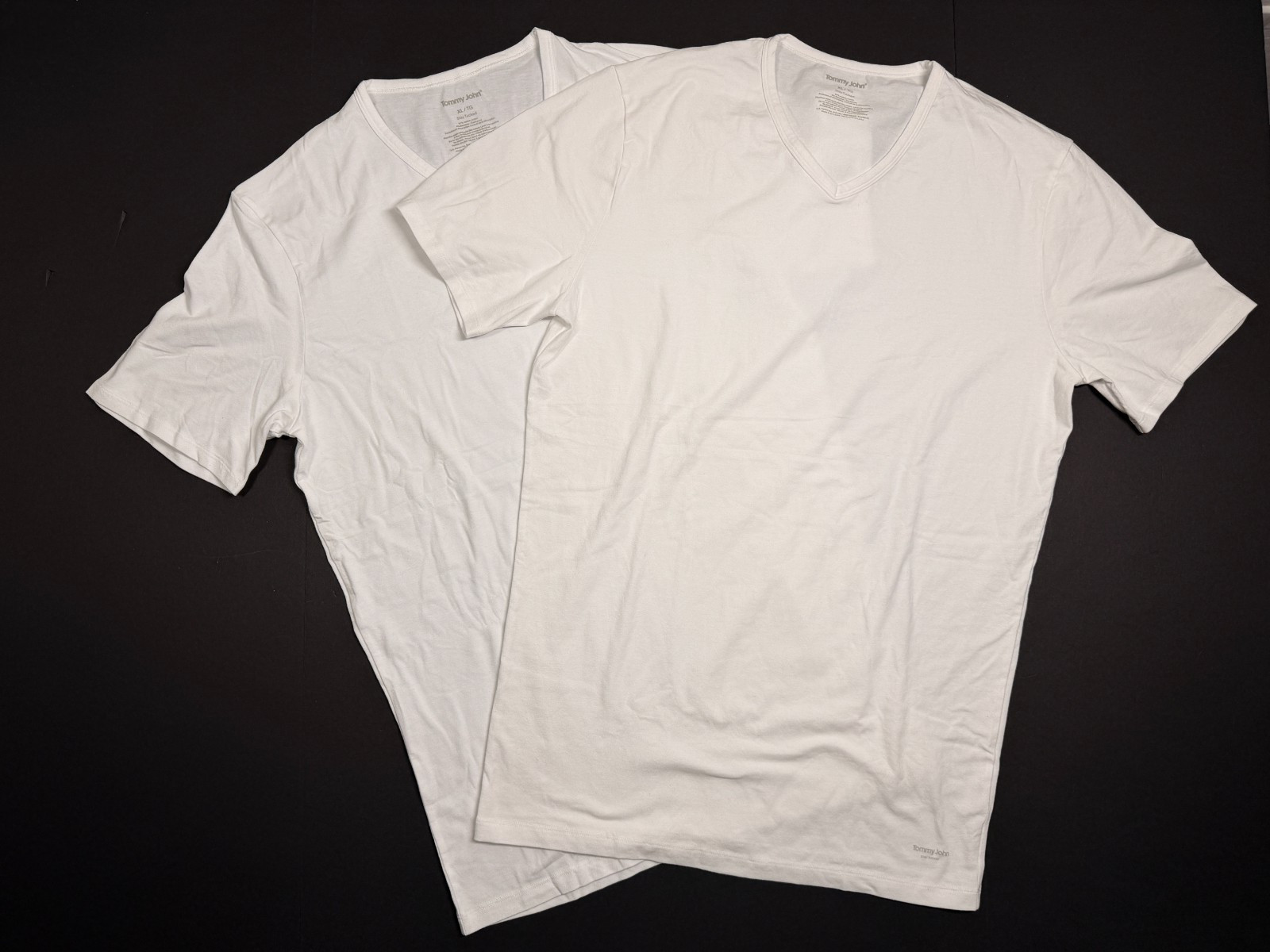 Tommy John Basics Stay-Tucked High V-Neck Undershirt Size XL – 2 Shirts