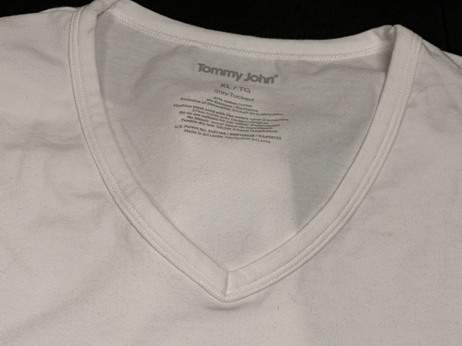 Tommy John Basics Stay-Tucked High V-Neck Undershirt Size XL – 2 Shirts