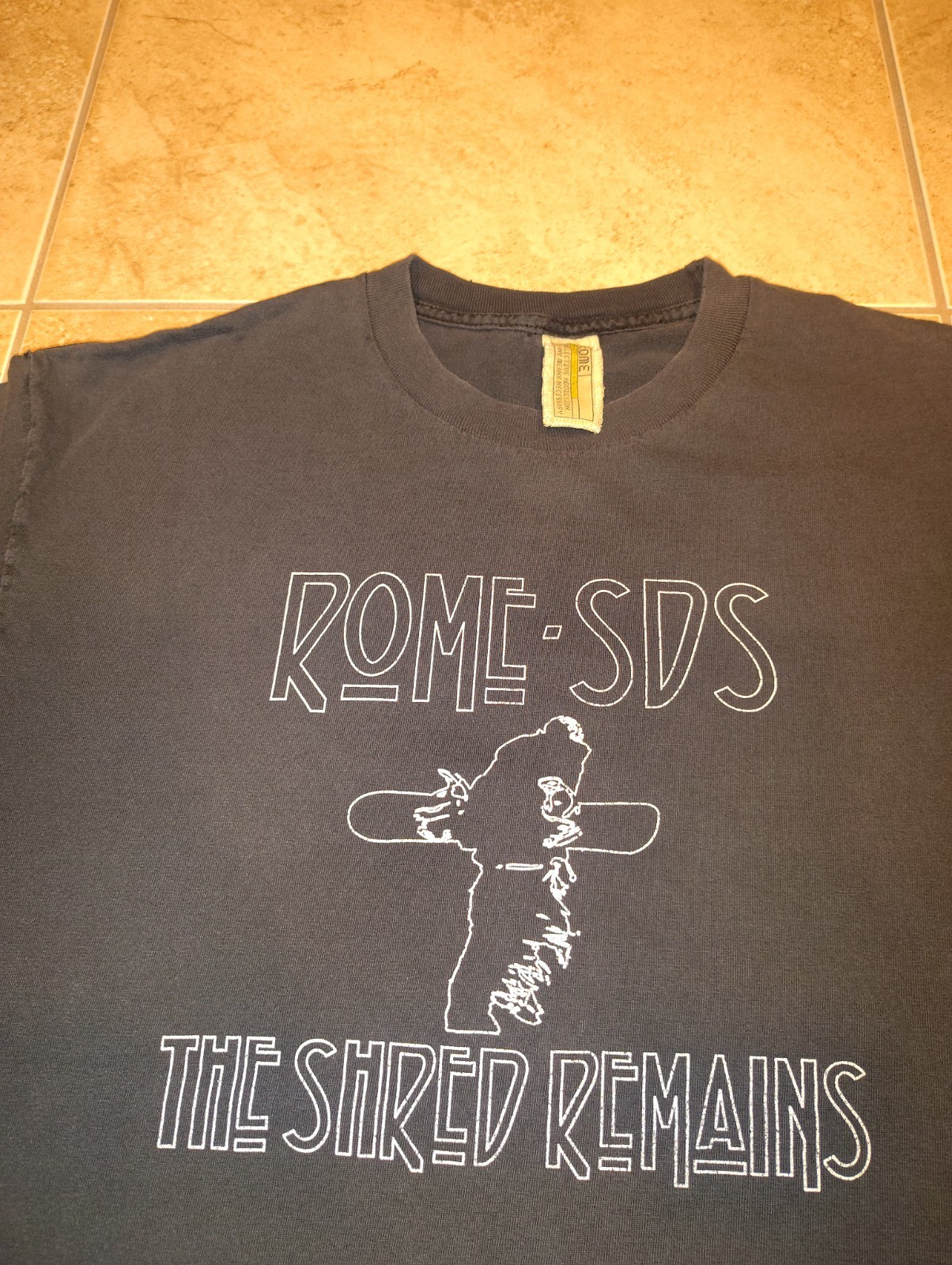 Rome SDS (Snowboard Design Syndicate) The Shred Remains Skateboard Size L Men’s