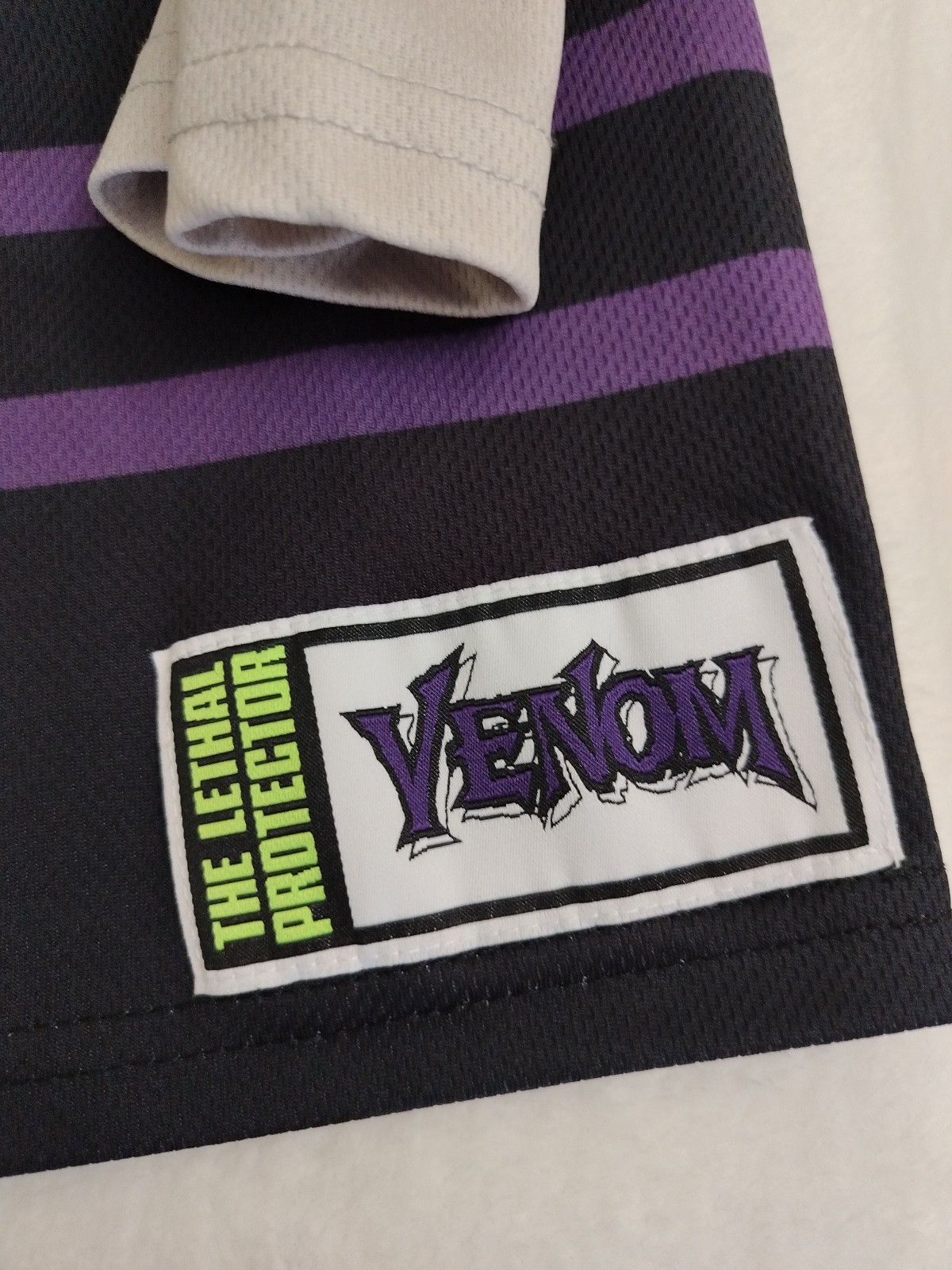 Marvel Venom The Lethal Protector 88 Long Sleeve Hockey Jersey Men’s Small
