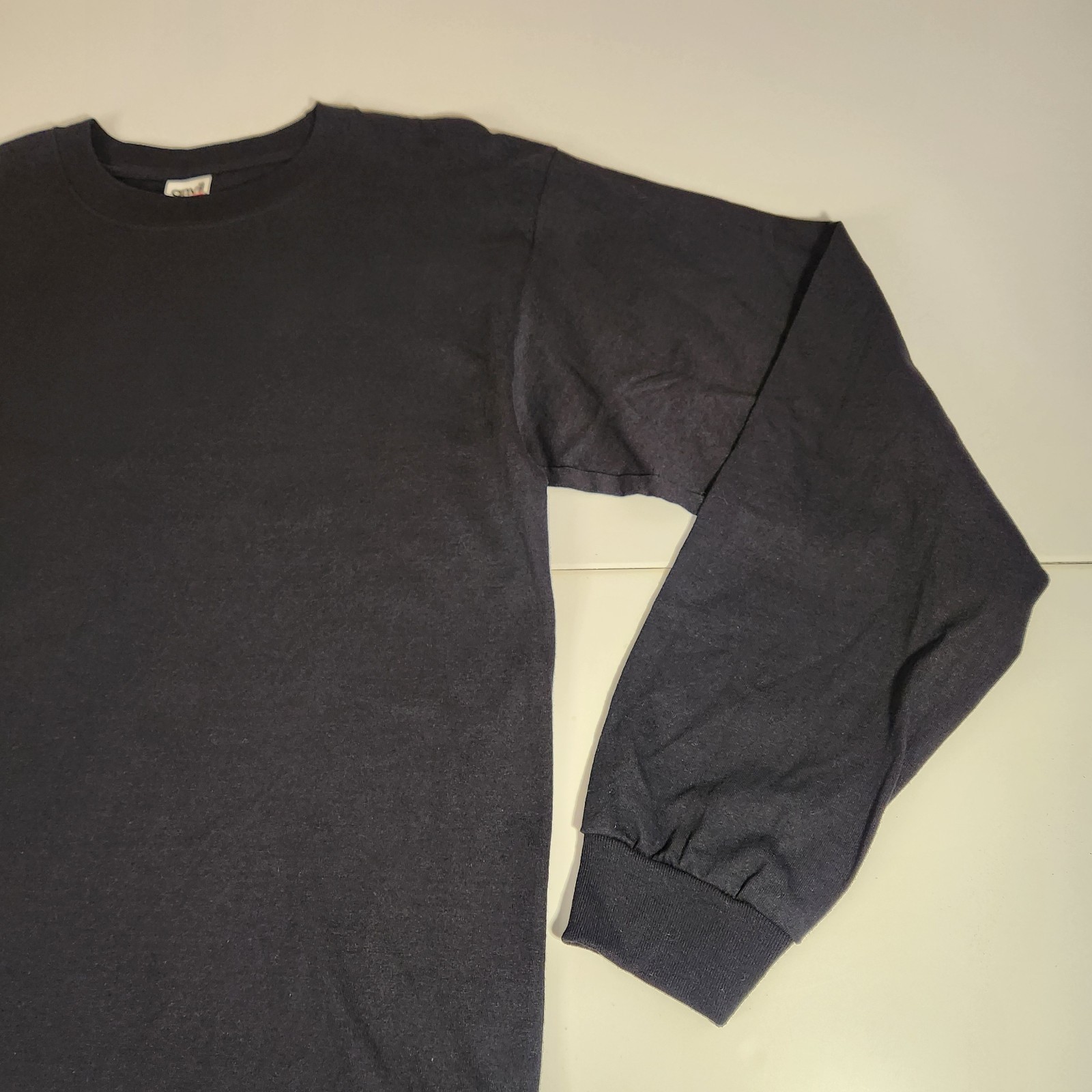 Anvil Men’s Large Heavyweight Black Long Sleeve T-Shirt Ribbed Cuffs / Crew Neck