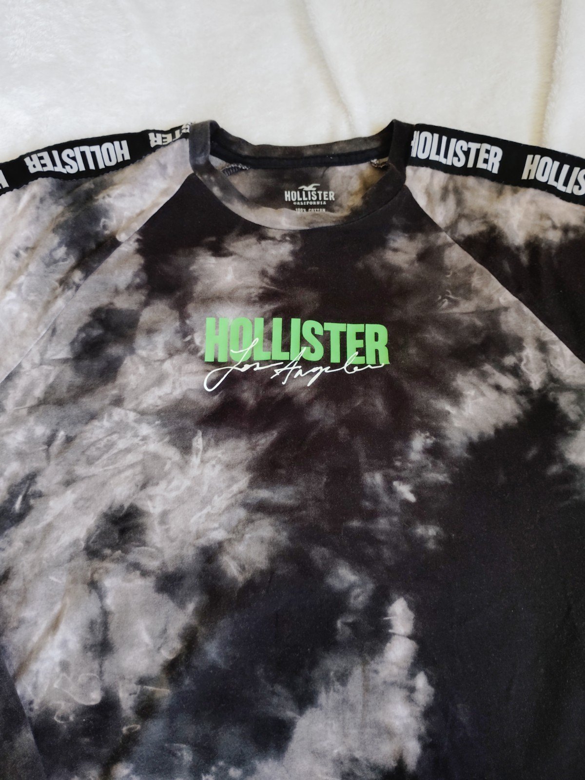 Hollister Los Angeles Men’s Long Sleeve Tye Dye Graphic T-Shirt Curved Hem Sz L