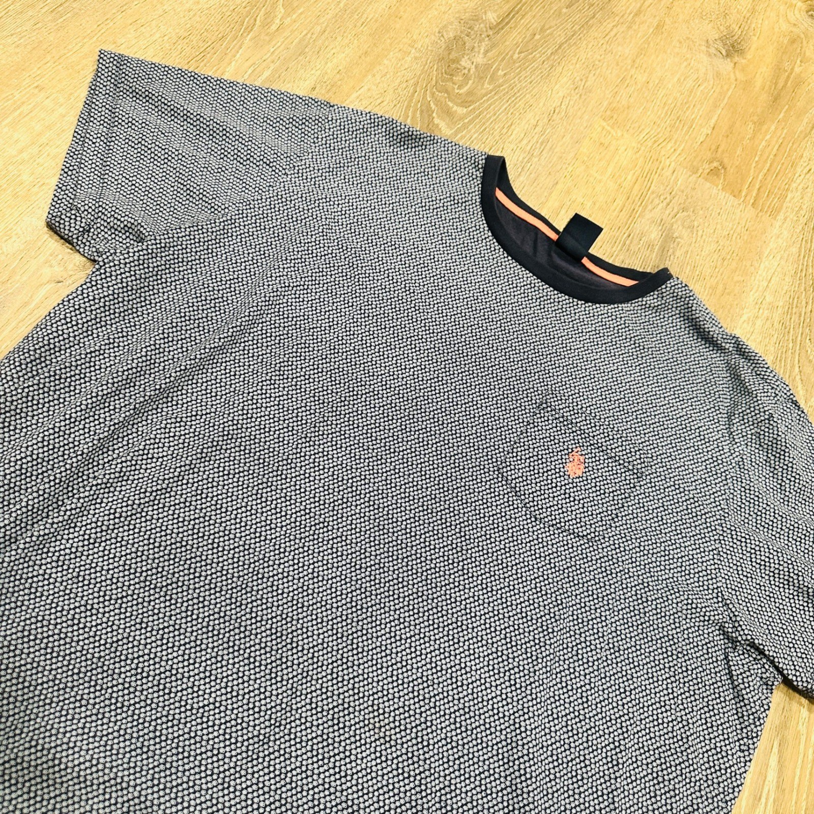 US Polo Assn Mens XXL Navy Blue Geometric Micro Print Pocket T-Shirt 11A77404