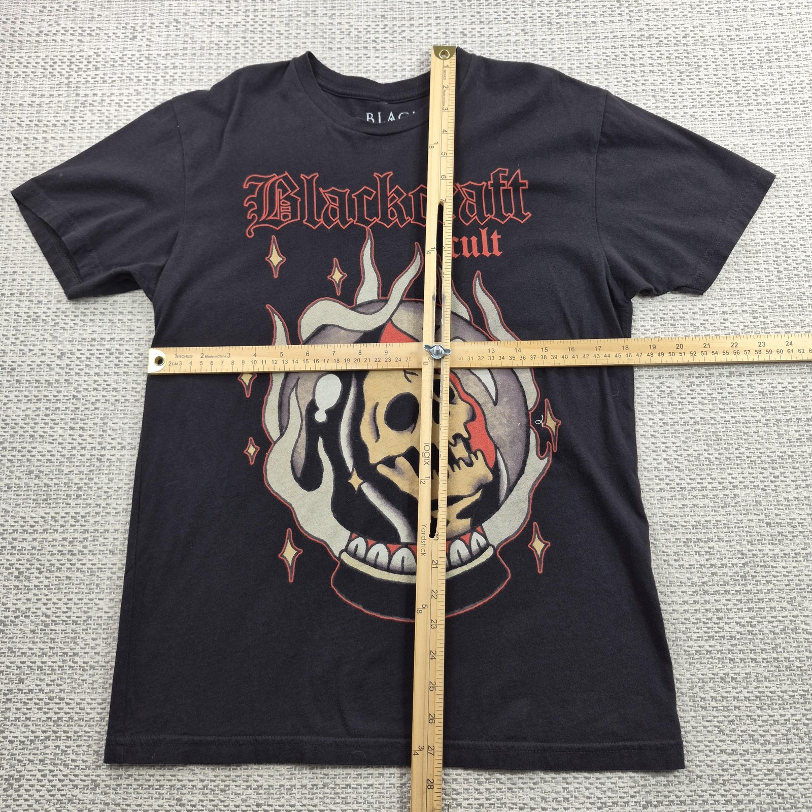 Blackcraft Cult Shirt Mens Medium Black Skull Occult Crystal Ball Graphic Tee
