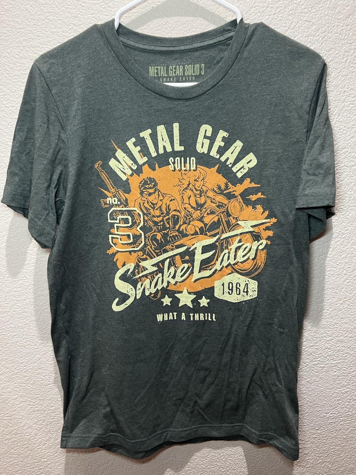 Metal Gear Solid 3 Snake Eater Tshirt Size Medium