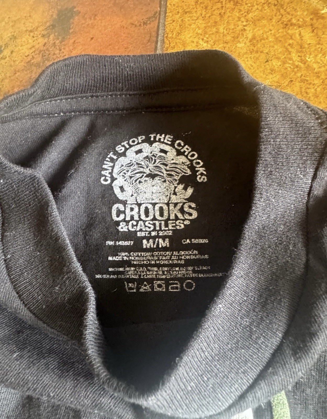 Crooks & Castles Men’s Graphic Crew Neck Logo Knit Cotton Tee Short Sleeve M