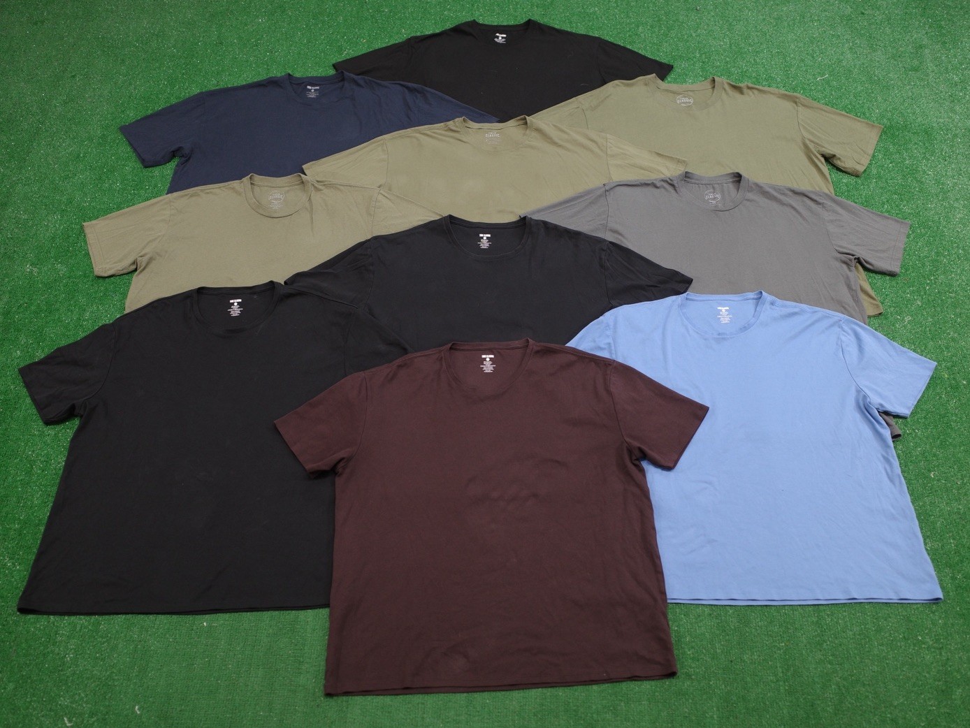 Lot of 10 True Classic Tee S/S Shirts Men’s Size 2XL XXL Crew Neck Pack