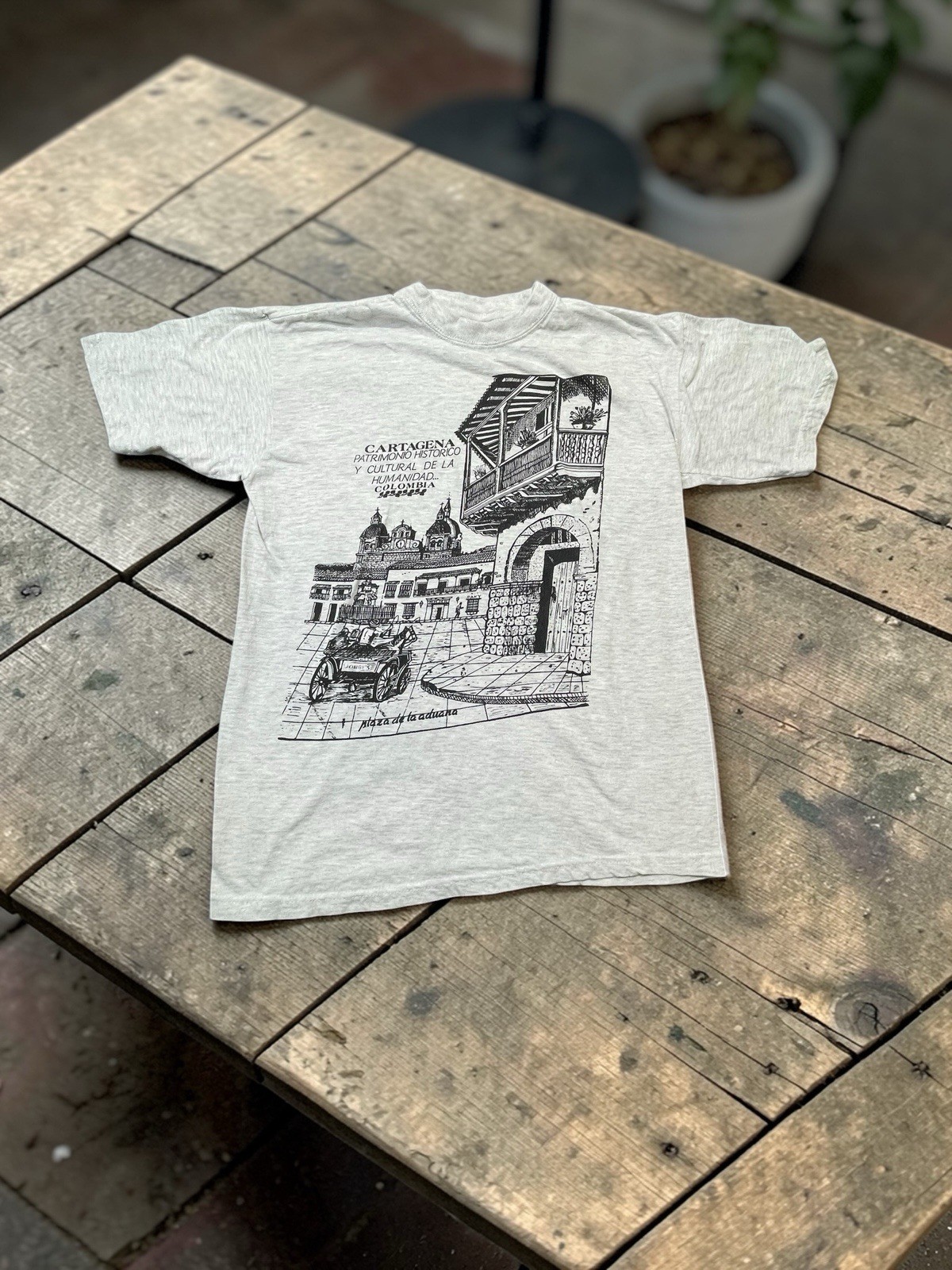 Vintage 90s Cartagena Colombia Plaza de la Aduana T-Shirt Size XL